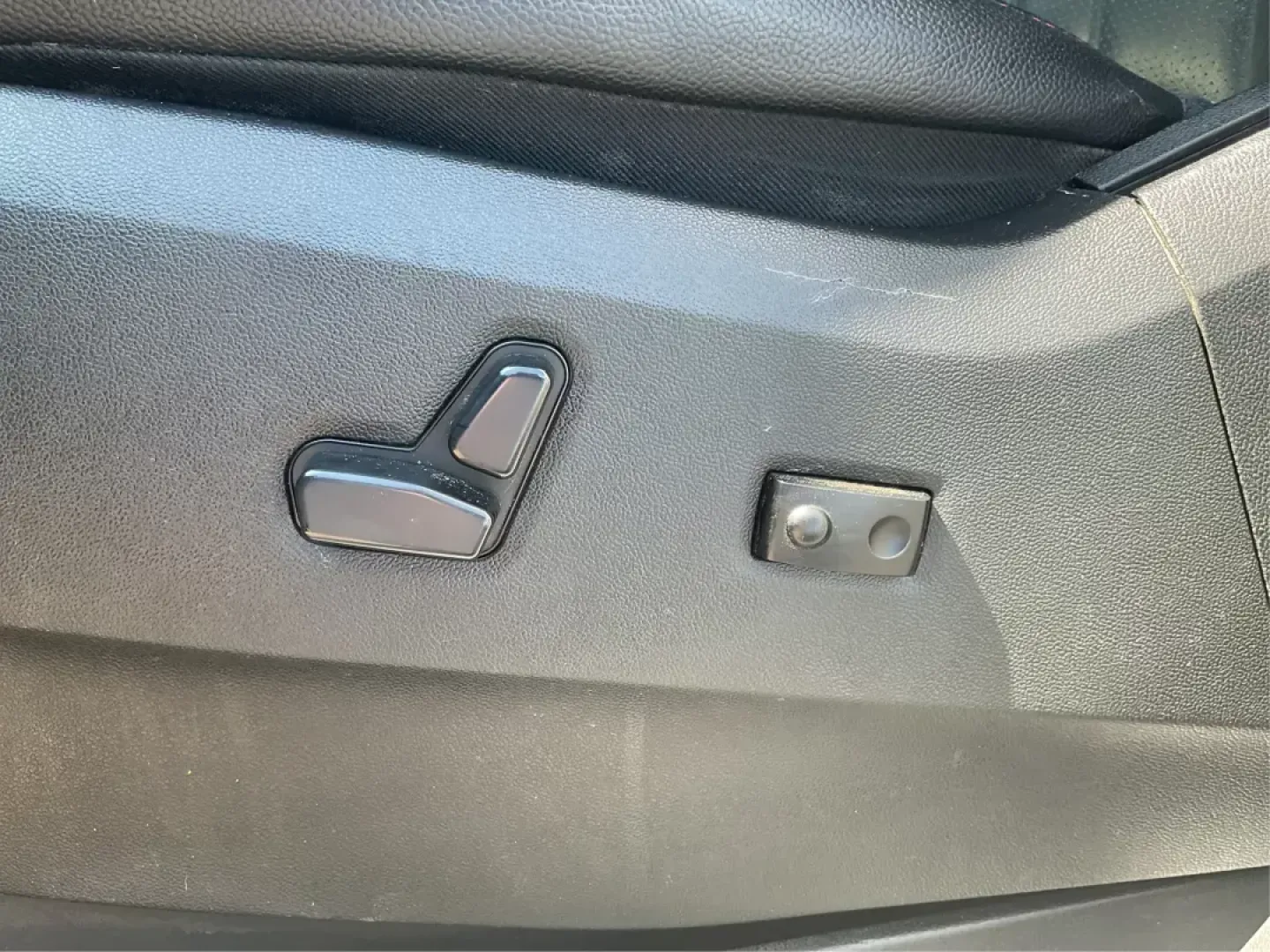 2018 Dodge Grand Caravan GT (2C4RDGEGXJR) with an Pentastar 3.6L V-6 DOHC engine, located at 8750 N County Rd 25A, Piqua, OH, 45356, (937) 908-9800, 40.164391, -84.232513 - **Discover the Ultimate Family Adventure Vehicle: 2018 Dodge Grand Caravan GT**<br /> <br /> Are you searching for a reliable and spacious vehicle that seamlessly fits your family's active lifestyle? Look no further than this 2018 Dodge Grand Caravan GT, available now at Advantage Car and Credit in - Photo#17