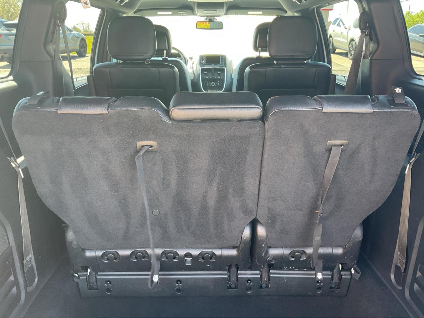 2018 Dodge Grand Caravan GT (2C4RDGEGXJR) with an Pentastar 3.6L V-6 DOHC engine, located at 1951 S Dayton Lakeview Rd., New Carlisle, OH, 45344, (937) 908-9800, 39.890999, -84.050255 - 2018 Dodge Grand Caravan GT - Photo#11