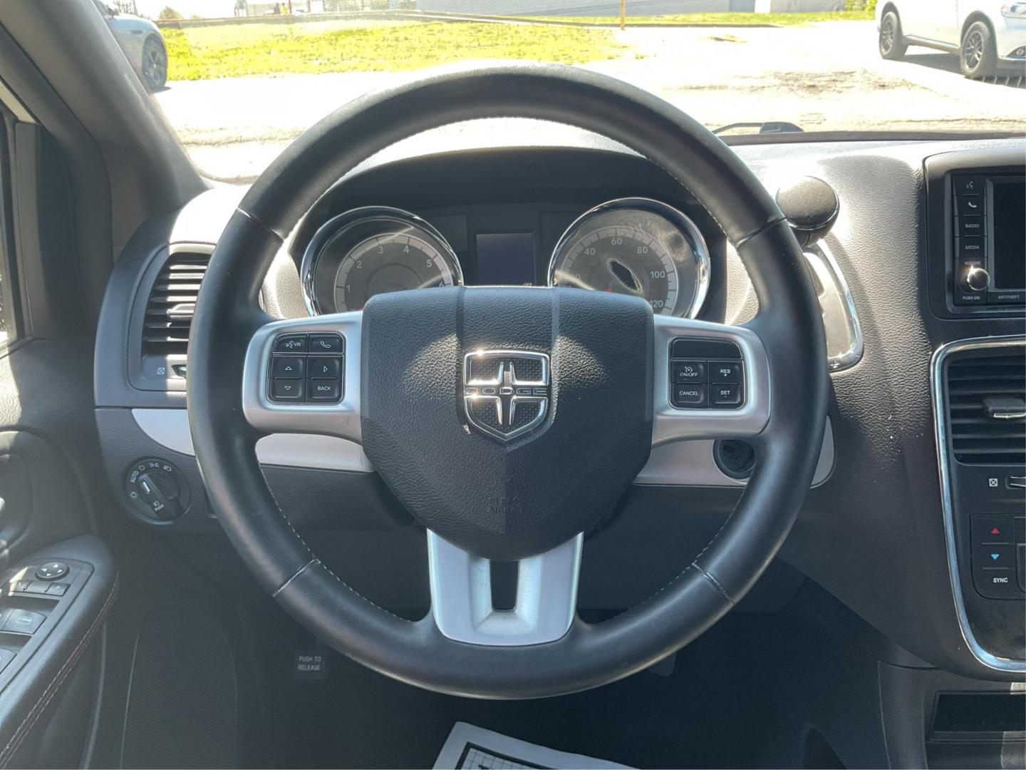 2018 Dodge Grand Caravan GT (2C4RDGEGXJR) with an Pentastar 3.6L V-6 DOHC engine, located at 1951 S Dayton Lakeview Rd., New Carlisle, OH, 45344, (937) 908-9800, 39.890999, -84.050255 - 2018 Dodge Grand Caravan GT - Photo#15