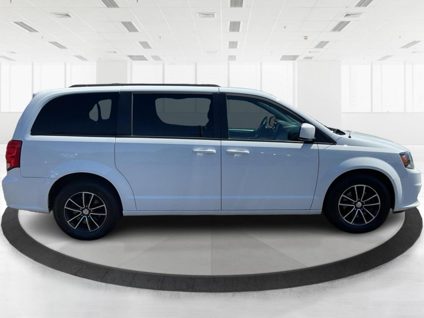 2018 Dodge Grand Caravan GT (2C4RDGEGXJR) with an Pentastar 3.6L V-6 DOHC engine, located at 1951 S Dayton Lakeview Rd., New Carlisle, OH, 45344, (937) 908-9800, 39.890999, -84.050255 - 2018 Dodge Grand Caravan GT - Photo#1
