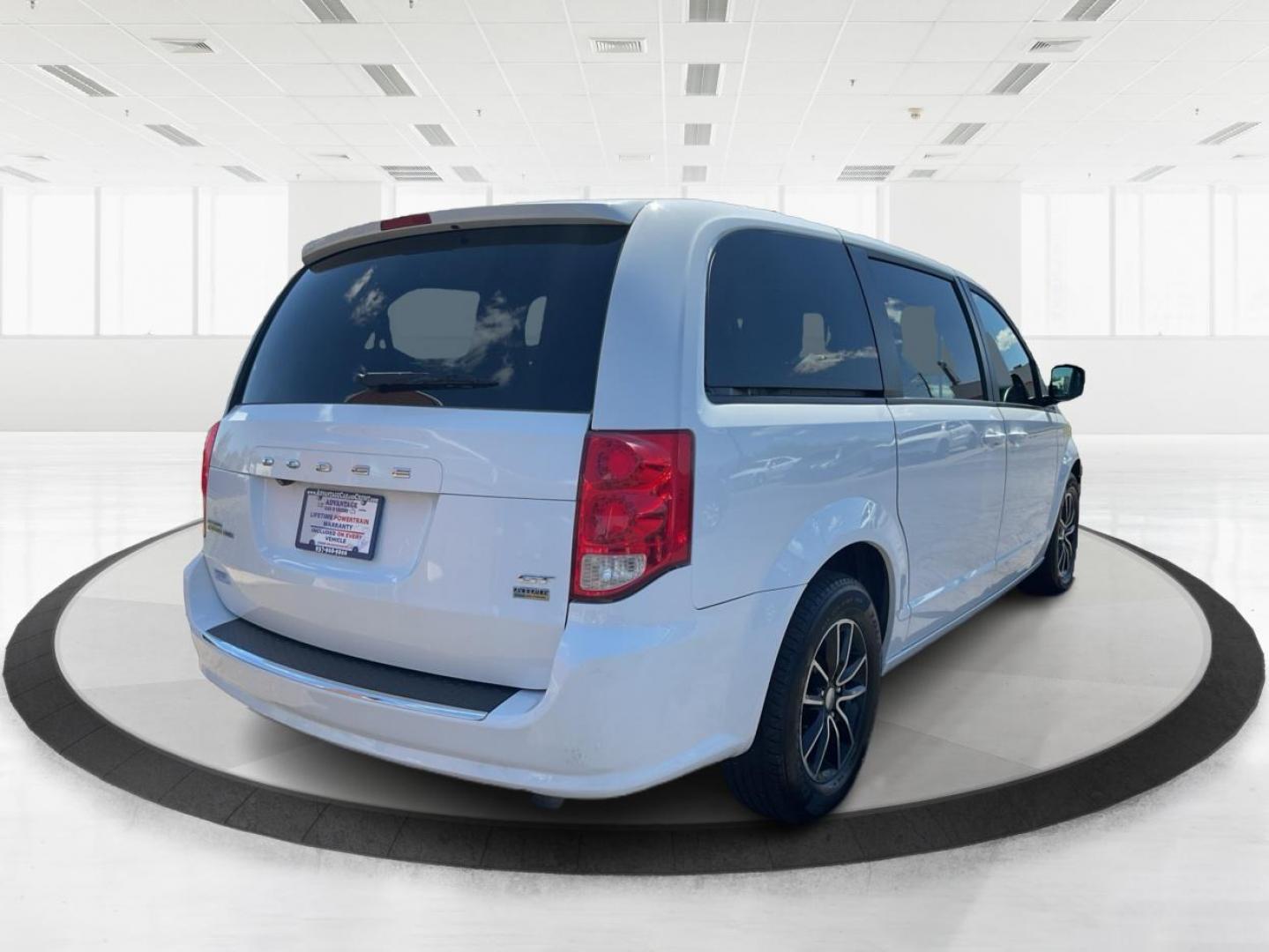 2018 Dodge Grand Caravan GT (2C4RDGEGXJR) with an Pentastar 3.6L V-6 DOHC engine, located at 1951 S Dayton Lakeview Rd., New Carlisle, OH, 45344, (937) 908-9800, 39.890999, -84.050255 - 2018 Dodge Grand Caravan GT - Photo#2