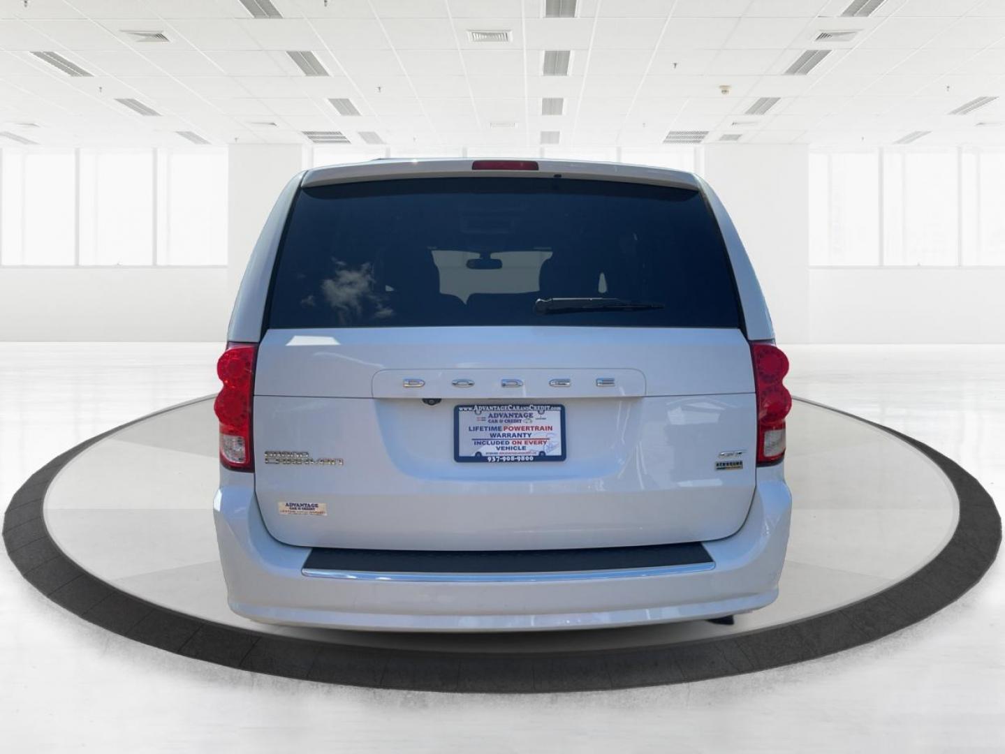 2018 Dodge Grand Caravan GT (2C4RDGEGXJR) with an Pentastar 3.6L V-6 DOHC engine, located at 1951 S Dayton Lakeview Rd., New Carlisle, OH, 45344, (937) 908-9800, 39.890999, -84.050255 - 2018 Dodge Grand Caravan GT - Photo#3