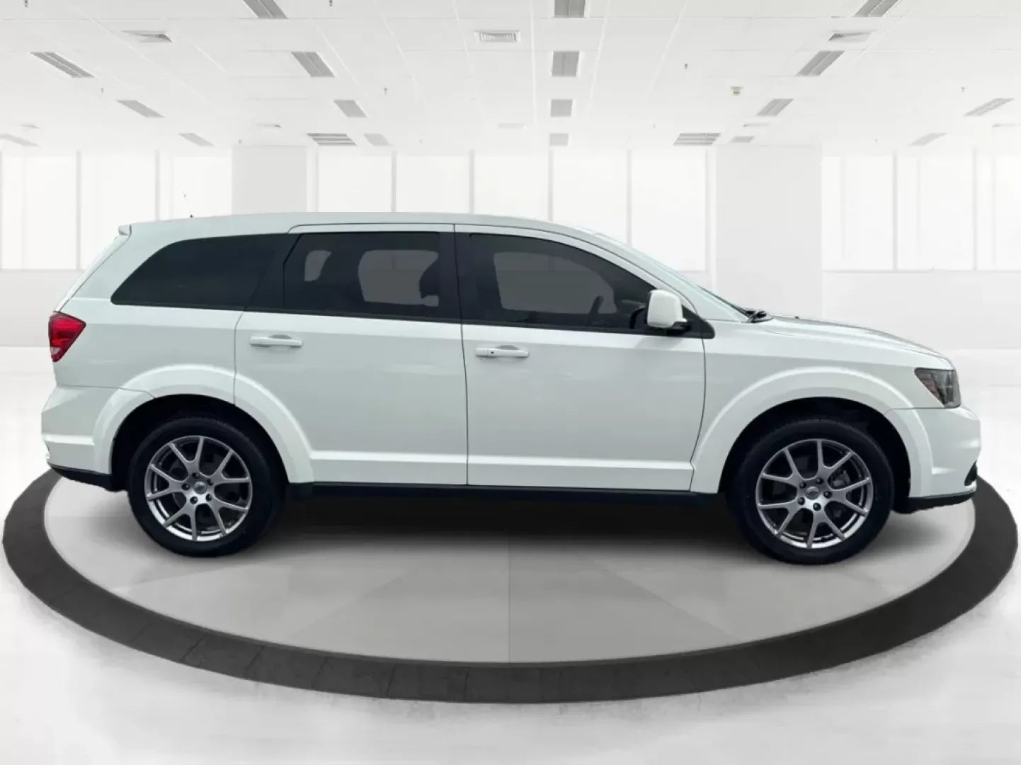 2018 Dodge Journey GT (3C4PDCEG4JT) with an Pentastar 3.6L V-6 DOHC engine, located at 1099 N County Rd 25A, Troy, OH, 45373, (937) 908-9800, 40.057079, -84.212883 - **Adventure Awaits with the 2018 Dodge Journey GT SUV! Perfect for Active Lifestyles**<br /> <br /> Are you ready to elevate your family adventures or weekend getaways? The 2018 Dodge Journey GT is the ideal SUV for those who crave versatility, comfort, and reliability, all while being budget-friend - Photo#1