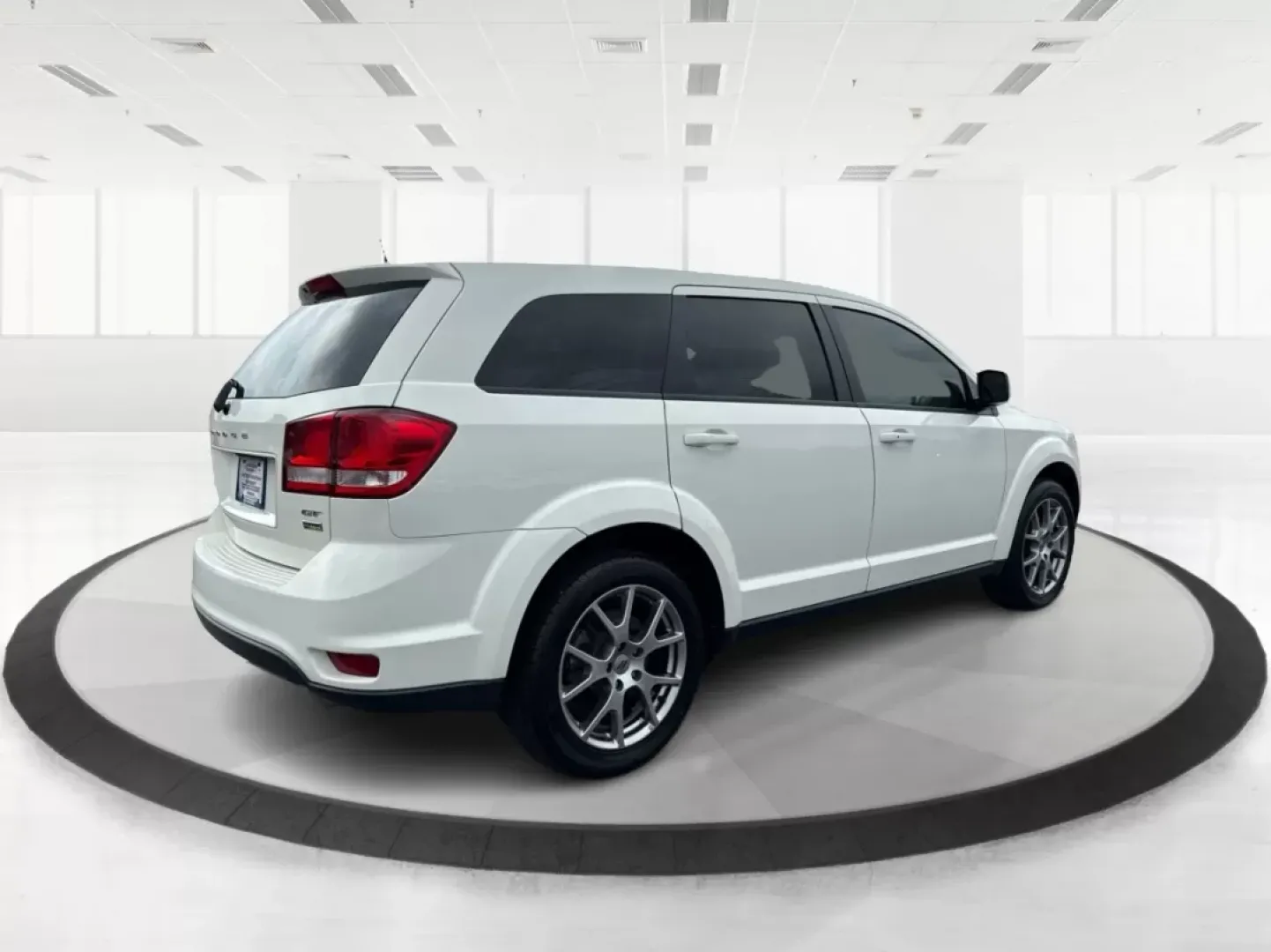 2018 Dodge Journey GT (3C4PDCEG4JT) with an Pentastar 3.6L V-6 DOHC engine, located at 1099 N County Rd 25A, Troy, OH, 45373, (937) 908-9800, 40.057079, -84.212883 - **Adventure Awaits with the 2018 Dodge Journey GT SUV! Perfect for Active Lifestyles**<br /> <br /> Are you ready to elevate your family adventures or weekend getaways? The 2018 Dodge Journey GT is the ideal SUV for those who crave versatility, comfort, and reliability, all while being budget-friend - Photo#2