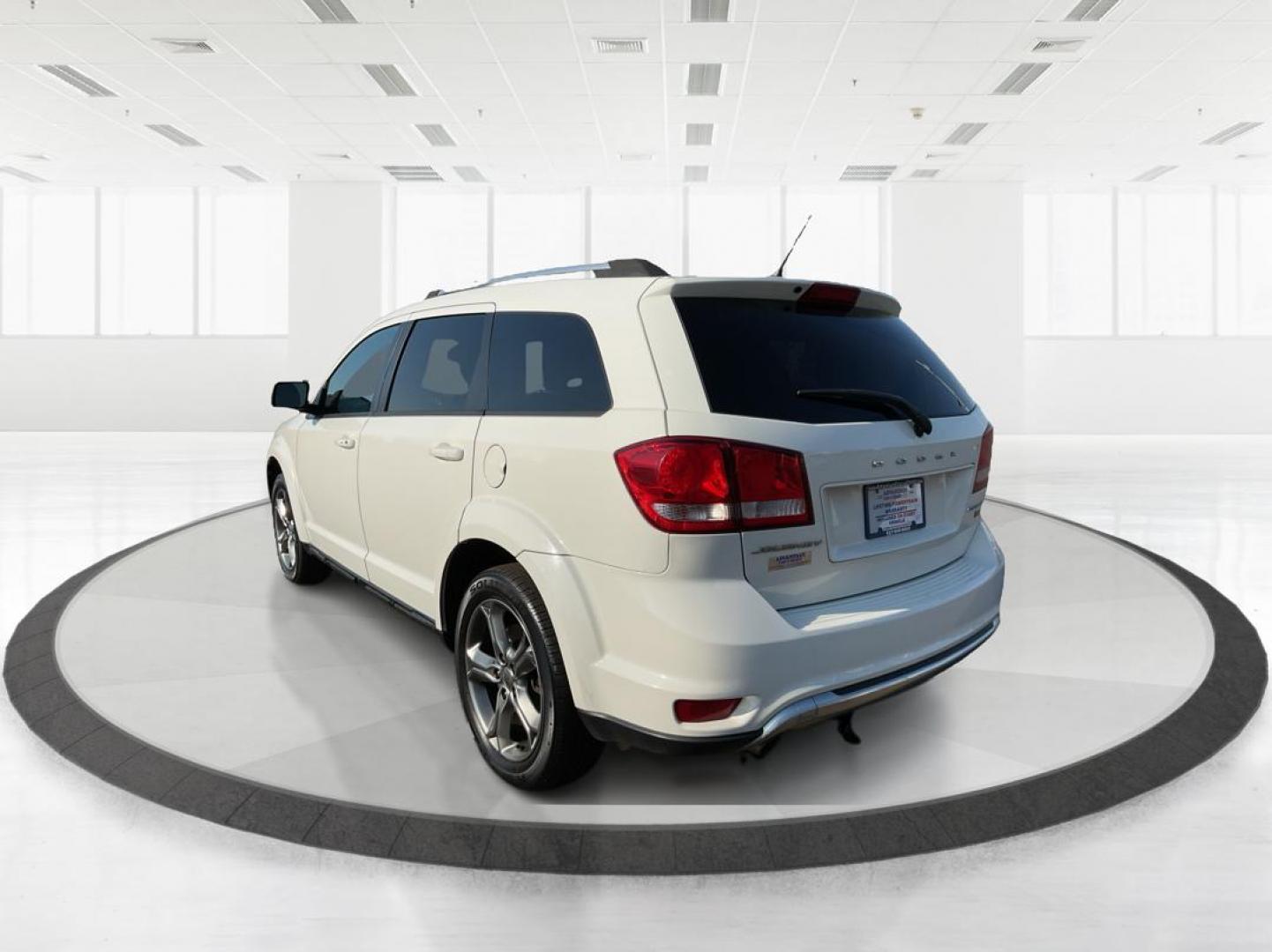 2018 Dodge Journey Crossroad (3C4PDCGG3JT) with an Pentastar 3.6L V-6 DOHC engine, located at 1951 S Dayton Lakeview Rd., New Carlisle, OH, 45344, (937) 908-9800, 39.890999, -84.050255 - Third Row - Photo#4