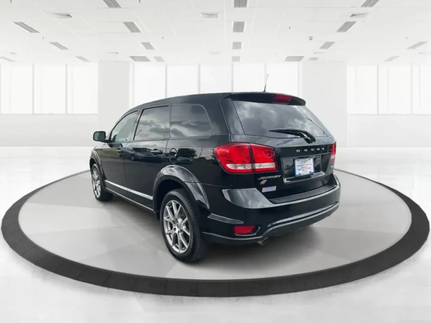 2018 Dodge Journey GT AWD (3C4PDDEG6JT) with an Pentastar 3.6L V-6 DOHC engine, located at 8750 N County Rd 25A, Piqua, OH, 45356, (937) 908-9800, 40.164391, -84.232513 - **Explore the Open Road with the 2018 Dodge Journey GT AWD: Your Adventure Awaits!**<br /> <br /> Are you ready for your next family road trip or weekend adventure? Look no further than the 2018 Dodge Journey GT AWD, a versatile SUV designed for those who crave both comfort and capability. Whether y - Photo#4