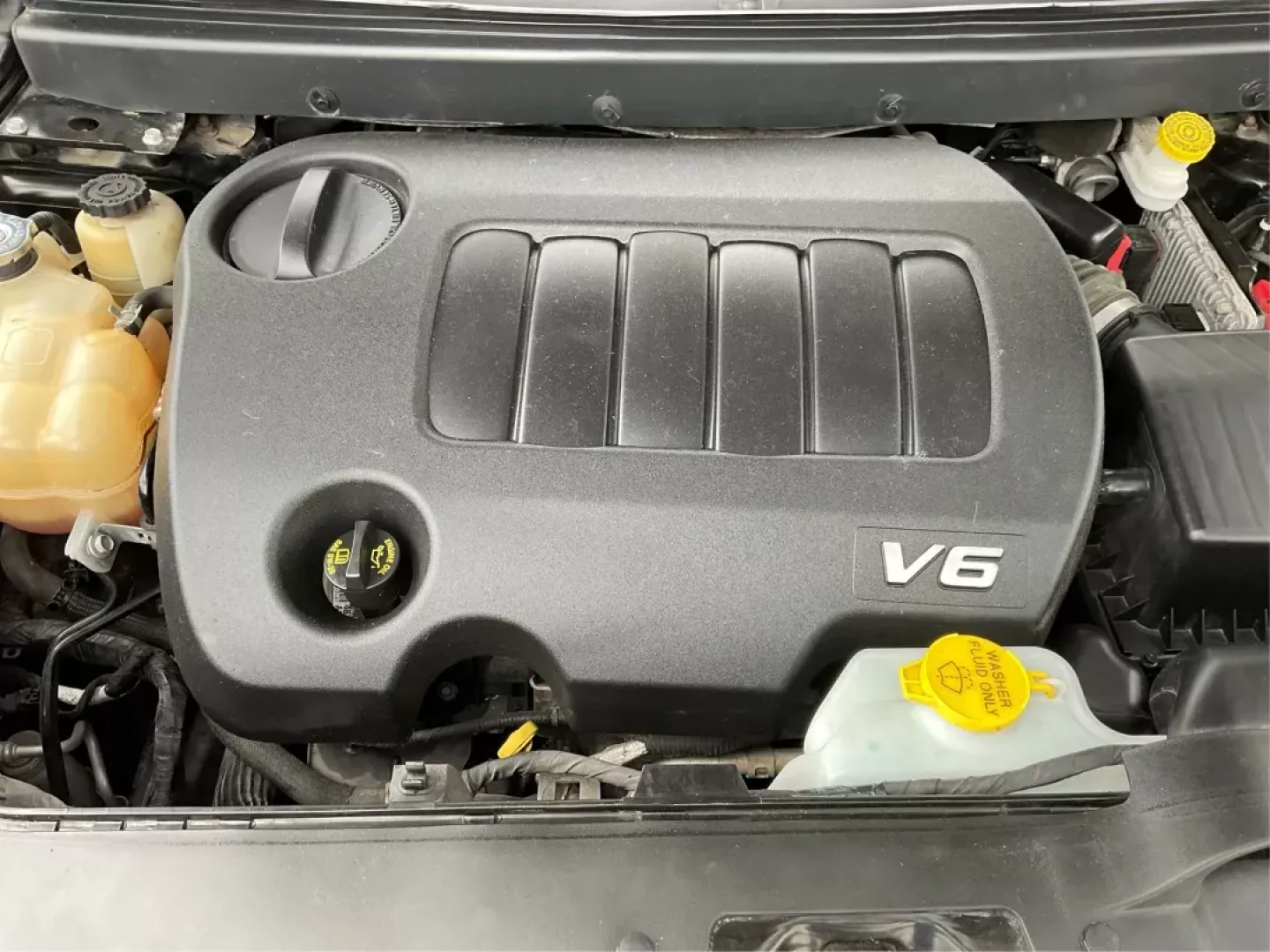 2018 Dodge Journey GT AWD (3C4PDDEG6JT) with an Pentastar 3.6L V-6 DOHC engine, located at 8750 N County Rd 25A, Piqua, OH, 45356, (937) 908-9800, 40.164391, -84.232513 - **Explore the Open Road with the 2018 Dodge Journey GT AWD: Your Adventure Awaits!**<br /> <br /> Are you ready for your next family road trip or weekend adventure? Look no further than the 2018 Dodge Journey GT AWD, a versatile SUV designed for those who crave both comfort and capability. Whether y - Photo#10