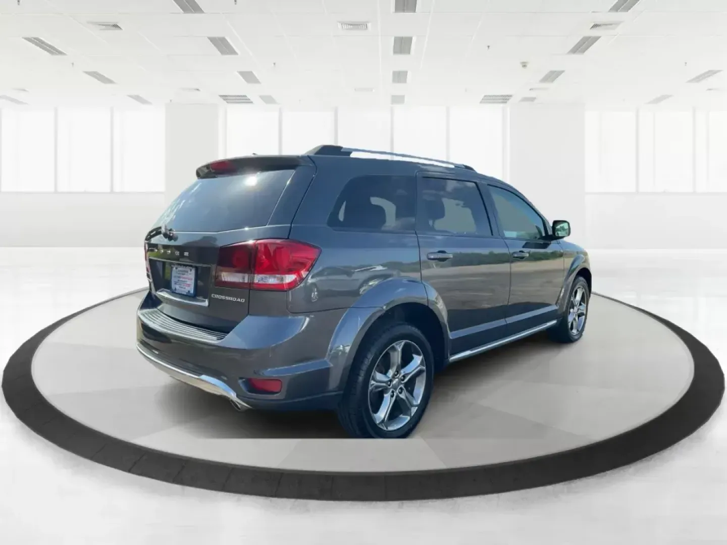 2018 Dodge Journey Crossroad AWD (3C4PDDGG8JT) with an Pentastar 3.6L V-6 DOHC engine, located at 4508 South Dixie Dr, Moraine, OH, 45439, (937) 908-9800, 39.689976, -84.218452 - **Adventure Awaits: Embrace the Journey in Your Next SUV!**<br /> <br /> Are you ready for unforgettable family road trips, weekend getaways, or simply tackling your daily commute with style? Advantage Car and Credit in Fairborn, OH, offers the perfect vehicle to elevate your lifestyle. Presenting t - Photo#1