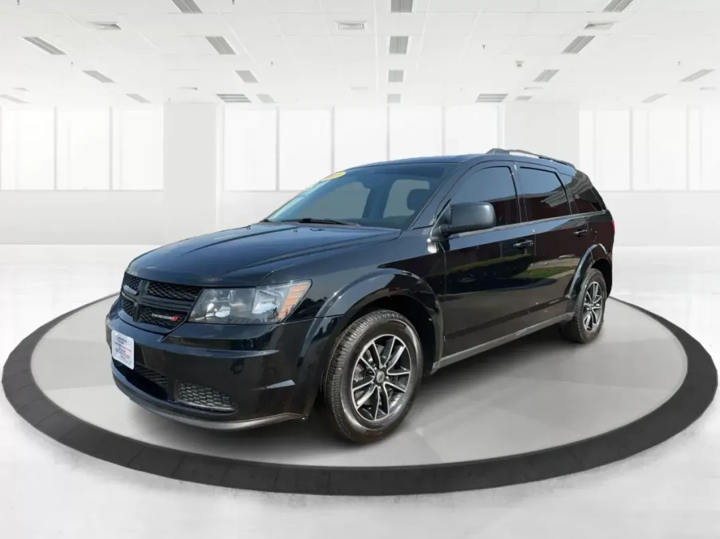 2018 Dodge Journey SE (3C4PDCAB0JT) with an Tigershark MultiAir 2.4L I-4 DOHC engine, located at 1951 S Dayton Lakeview Rd., New Carlisle, OH, 45344, (937) 908-9800, 39.890999, -84.050255 - **Explore Endless Adventures with the 2018 Dodge Journey SE Your Ideal Companion for Family Outings and Weekend Getaways!**<br /> <br /> Are you searching for a versatile SUV that meets all your family's needs while also being budget-friendly? Look no further than the 2018 Dodge Journey SE, now ava - Photo#6