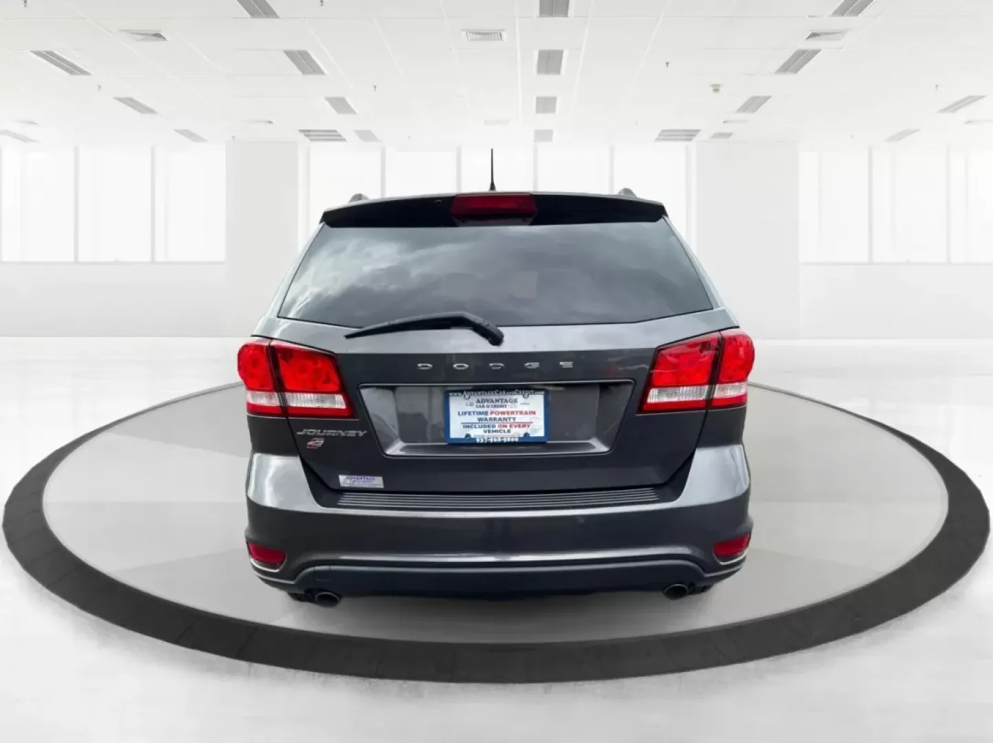 2018 Dodge Journey SXT AWD (3C4PDDBG9JT) with an Pentastar 3.6L V-6 DOHC engine, located at 8750 N County Rd 25A, Piqua, OH, 45356, (937) 908-9800, 40.164391, -84.232513 - Experience the thrill of adventure and family outings in this stunning **2018 Dodge Journey SXT AWD**, now available at **Advantage Car and Credit**, located at **1184 Kauffman Ave, Fairborn, OH 45324**. Whether you're commuting to work or heading out for a weekend getaway, this versatile SUV is des - Photo#3