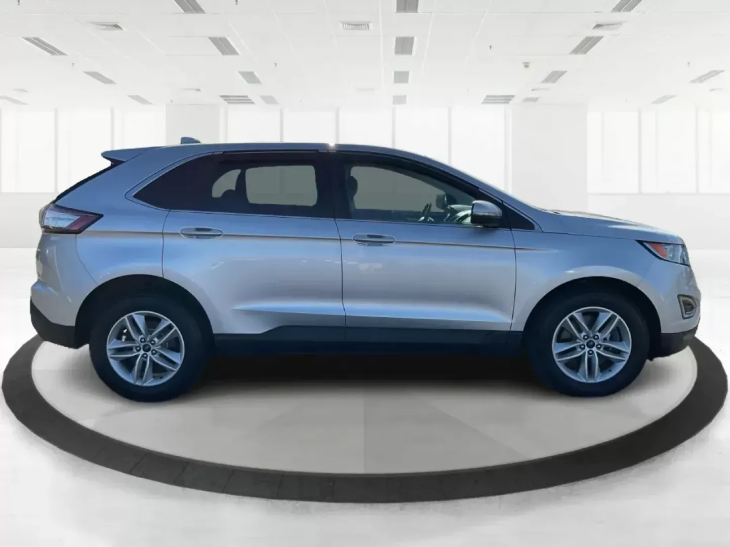 2018 Ford Edge SEL (2FMPK4J8XJB) with an 3.5L V-6 DOHC engine, located at 401 Woodman Dr, Riverside, OH, 45431, (937) 908-9800, 39.760899, -84.123421 - **Explore New Adventures with the 2018 Ford Edge SEL at Advantage Car and Credit!**<br /> <br /> Are you ready to elevate your driving experience? Whether you're carting the kids to soccer practice, planning a weekend getaway, or simply commuting to work, the 2018 Ford Edge SEL offers both style and - Photo#1