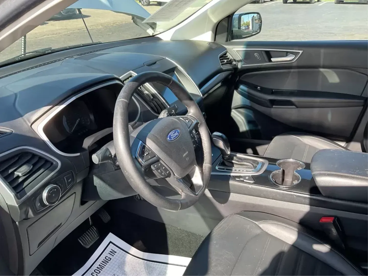 2018 Ford Edge SEL (2FMPK4J8XJB) with an 3.5L V-6 DOHC engine, located at 401 Woodman Dr, Riverside, OH, 45431, (937) 908-9800, 39.760899, -84.123421 - **Explore New Adventures with the 2018 Ford Edge SEL at Advantage Car and Credit!**<br /> <br /> Are you ready to elevate your driving experience? Whether you're carting the kids to soccer practice, planning a weekend getaway, or simply commuting to work, the 2018 Ford Edge SEL offers both style and - Photo#8