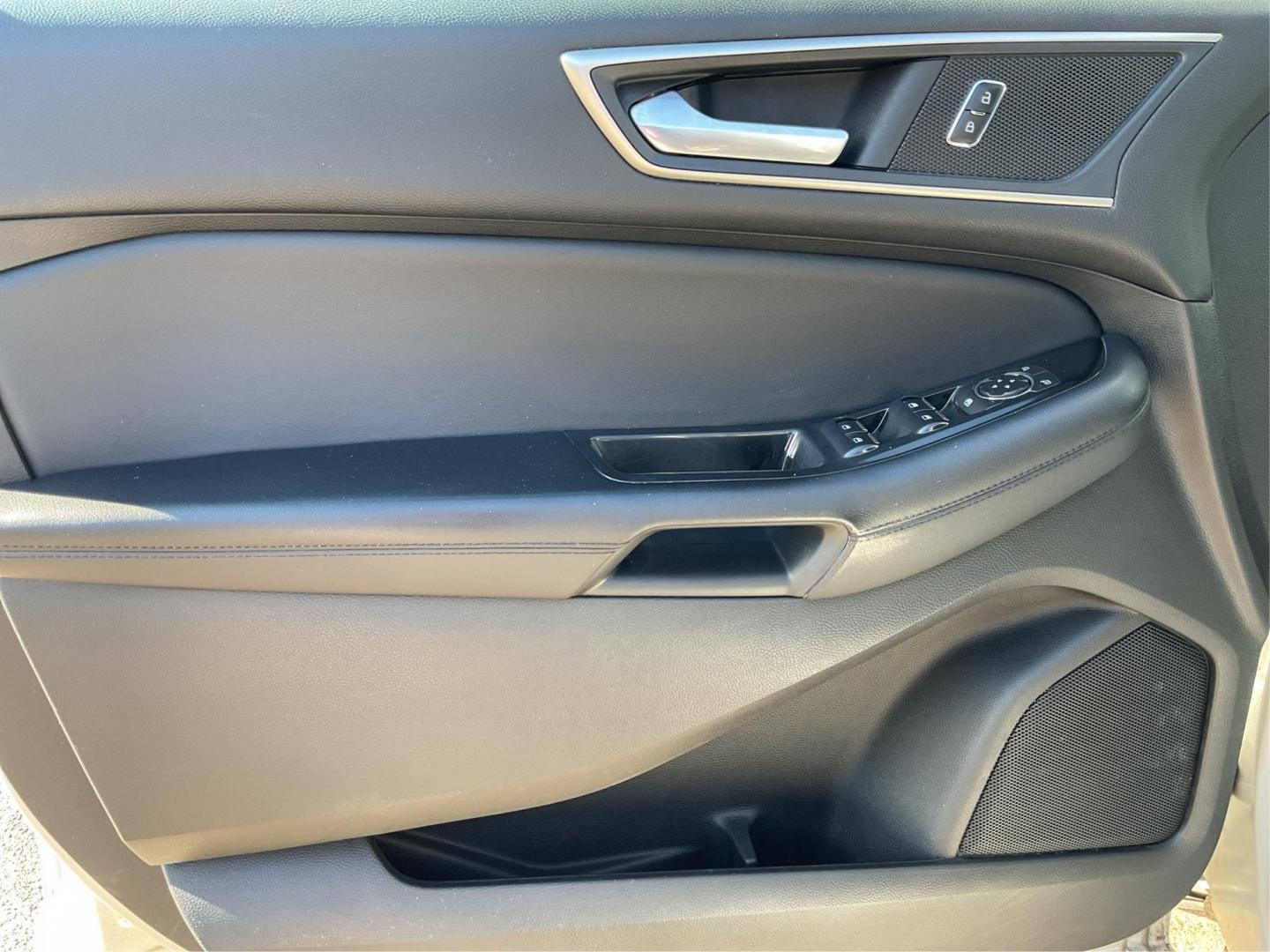 2018 Ford Edge SEL (2FMPK4J8XJB) with an Other engine, located at 401 Woodman Dr, Riverside, OH, 45431, (937) 908-9800, 39.760899, -84.123421 - One Owner - Photo#18