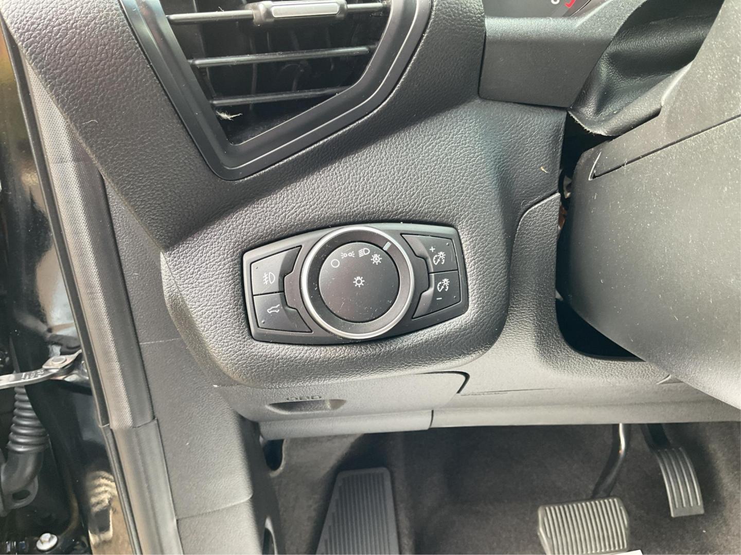2018 Ford Escape SE (1FMCU9GD5JU) with an Other engine, located at 401 Woodman Dr, Riverside, OH, 45431, (937) 908-9800, 39.760899, -84.123421 - 2018 Ford Escape SE - Photo#16