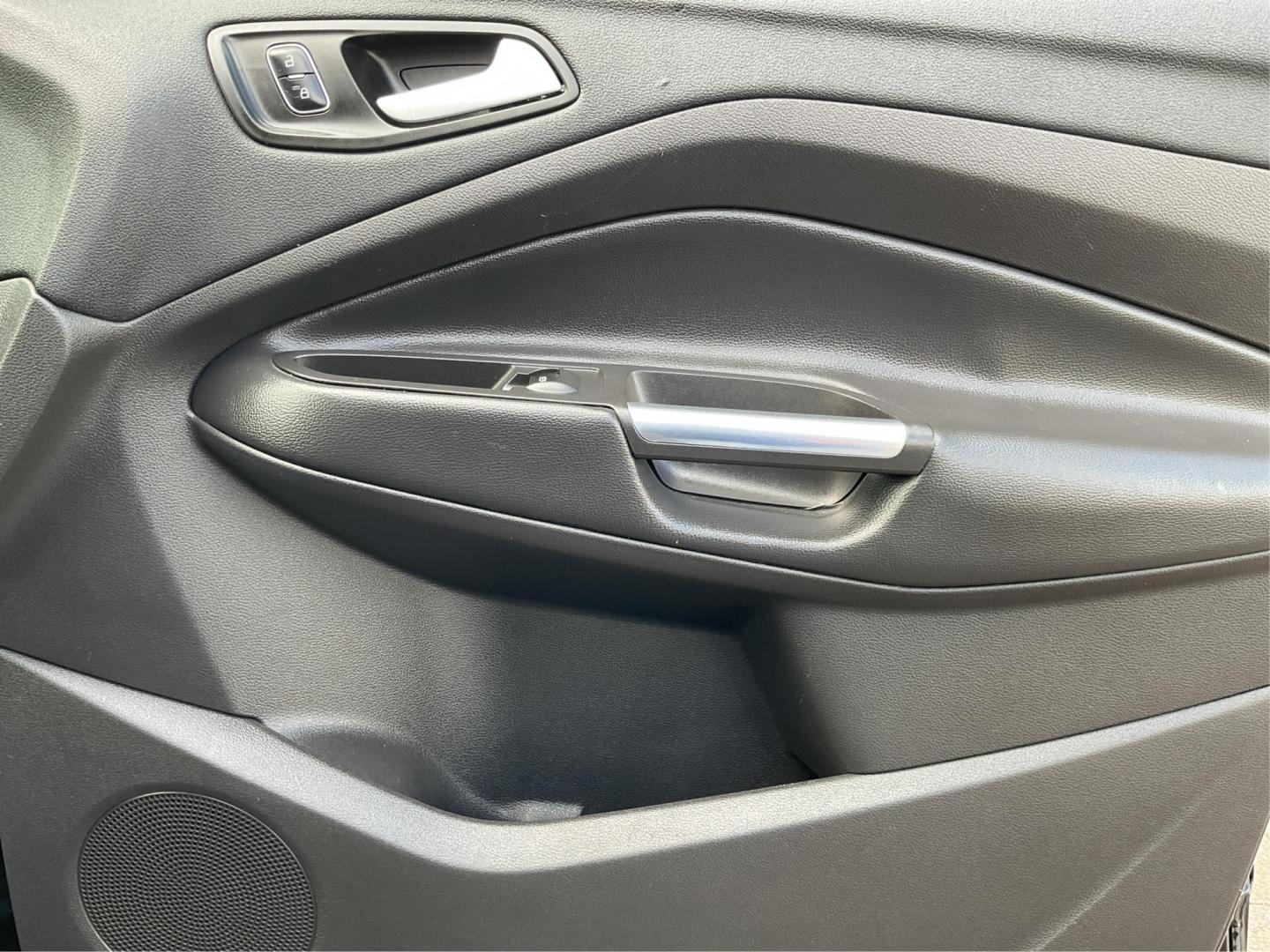 2018 Ford Escape SE (1FMCU9GD5JU) with an Other engine, located at 401 Woodman Dr, Riverside, OH, 45431, (937) 908-9800, 39.760899, -84.123421 - 2018 Ford Escape SE - Photo#19