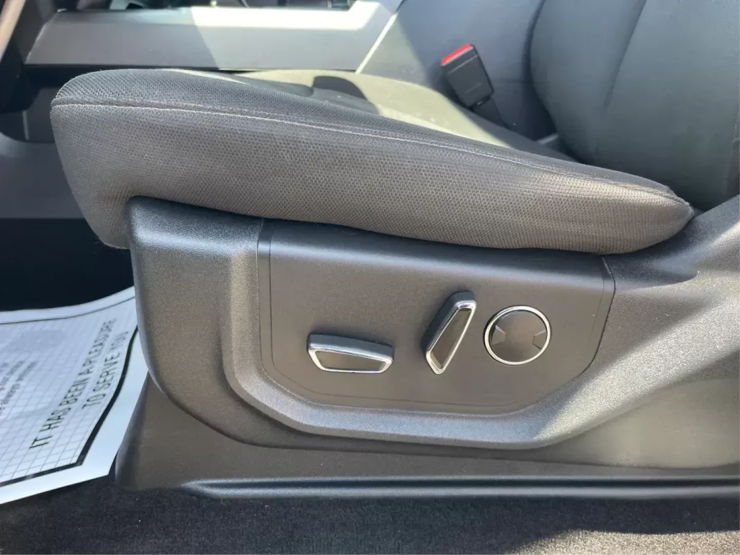 2018 Ford F-150 XLT (1FTEW1E57JF) with an Other engine, located at 1099 N County Rd 25A, Troy, OH, 45373, (937) 908-9800, 40.057079, -84.212883 - 2018 Ford F-150 XLT - Photo#17