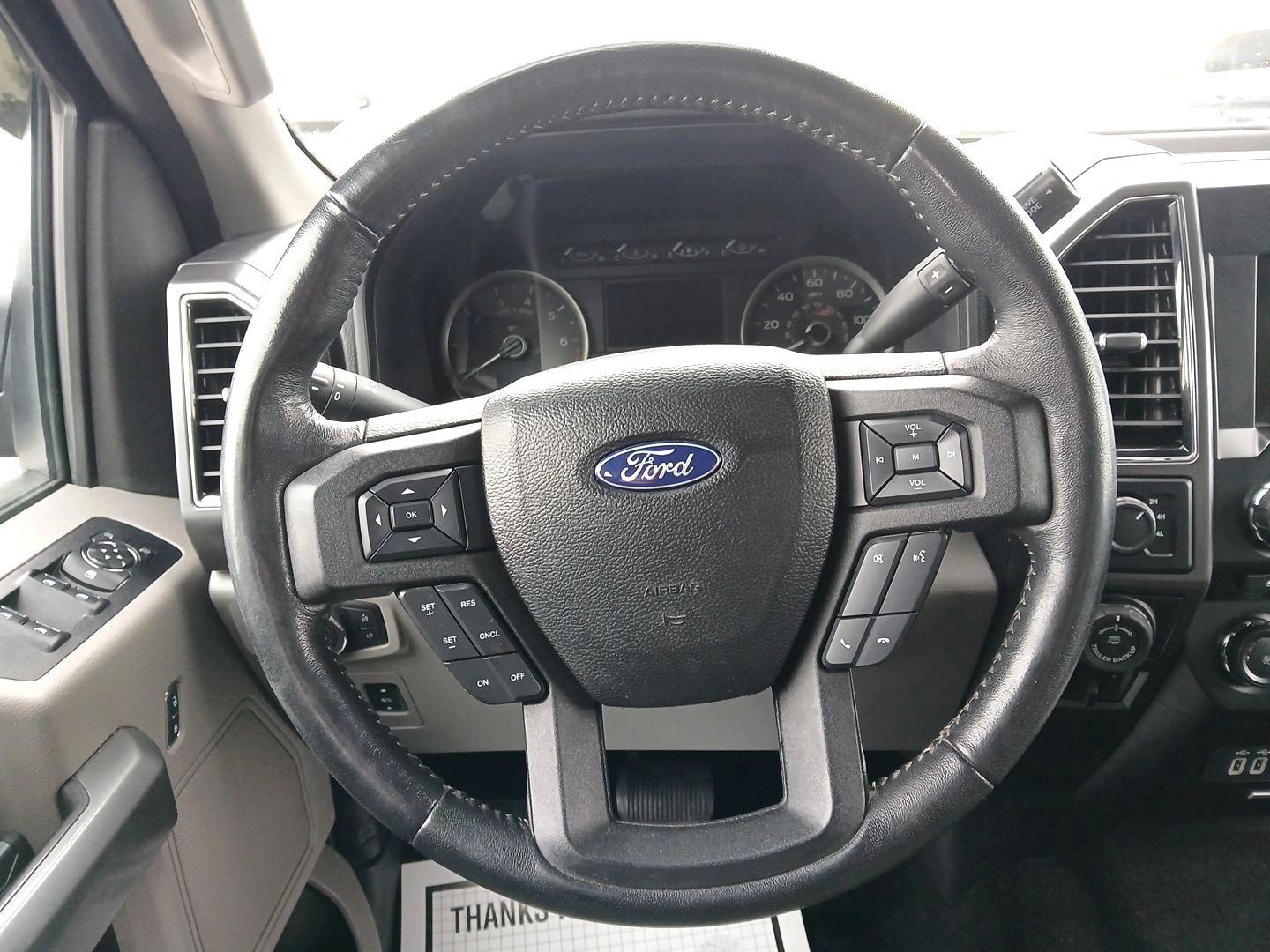 2018 Ford F-150 XLT SuperCrew 5.5-ft. Bed 4WD (1FTEW1E52JF) with an 5.0L V8 OHV 32V engine, 6-Speed Automatic transmission, located at 880 E. National Road, Vandalia, OH, 45377, (937) 908-9800, 39.891918, -84.183594 - One Owner - Photo#14