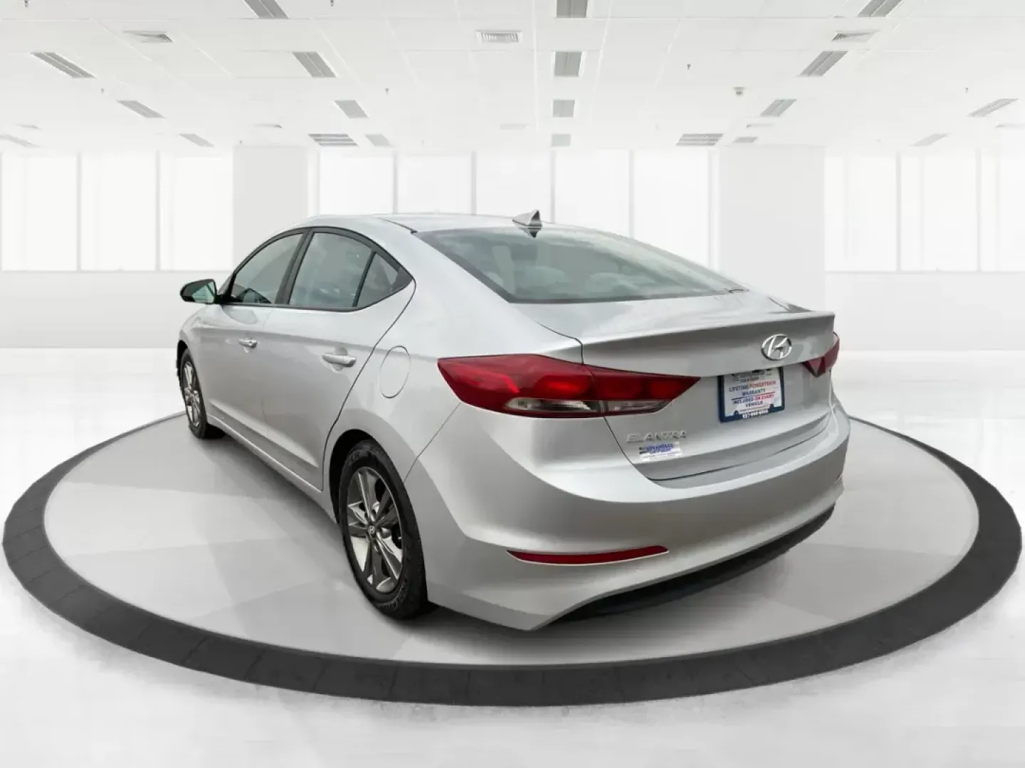 2018 Hyundai Elantra SEL (5NPD84LF9JH) with an Nu 2L I-4 DOHC engine, located at 1099 N County Rd 25A, Troy, OH, 45373, (937) 908-9800, 40.057079, -84.212883 - 2018 Hyundai Elantra SEL - Photo#4