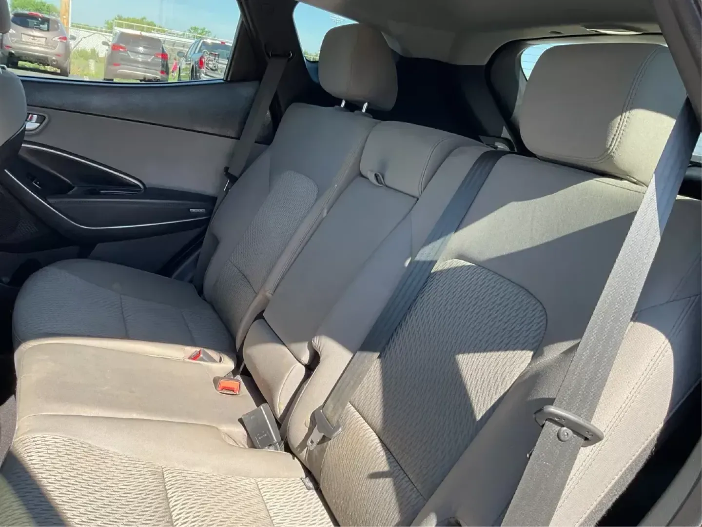 2018 Hyundai Santa Fe Sport 2.4L (5NMZTDLB0JH) with an Theta II 2.4L I-4 gasoline direct injection engine, located at 401 Woodman Dr, Riverside, OH, 45431, (937) 908-9800, 39.760899, -84.123421 - Experience the perfect blend of comfort, style, and versatility with the **2018 Hyundai Santa Fe Sport**, now available at **Advantage Car and Credit**, your trusted **Buy Here Pay Here dealership** located at **1184 Kauffman Ave, Fairborn, OH 45324**. Whether you're a growing family looking for a r - Photo#8