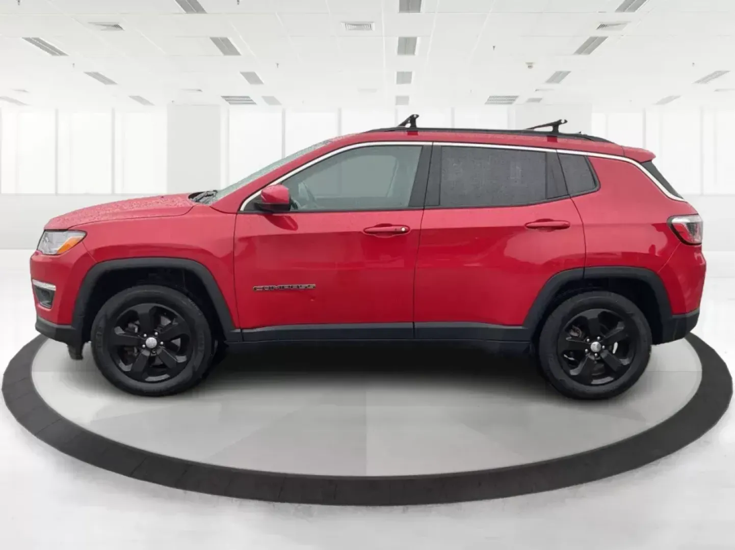2018 Jeep Compass Latitude 4x4 (3C4NJDBB1JT) with an Other engine, located at 1951 S Dayton Lakeview Rd., New Carlisle, OH, 45344, (937) 908-9800, 39.890999, -84.050255 - 2018 Jeep Compass Latitude 4x4 - Photo#3