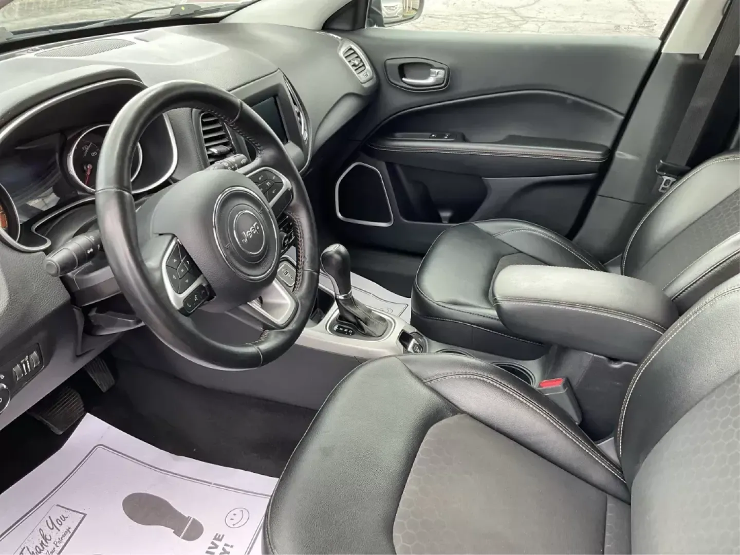2018 Jeep Compass Latitude 4x4 (3C4NJDBB6JT) with an Other engine, located at 1230 East Main St, Xenia, OH, 45385, (937) 908-9800, 39.688026, -83.910172 - **Experience Adventure and Comfort with the 2018 Jeep Compass Latitude 4x4 at Advantage Car and Credit in Fairborn, OH!**<br /> <br /> Are you ready to embark on your next adventure? The 2018 Jeep Compass Latitude 4x4 is designed for those who crave exploration while keeping comfort at the forefront - Photo#8
