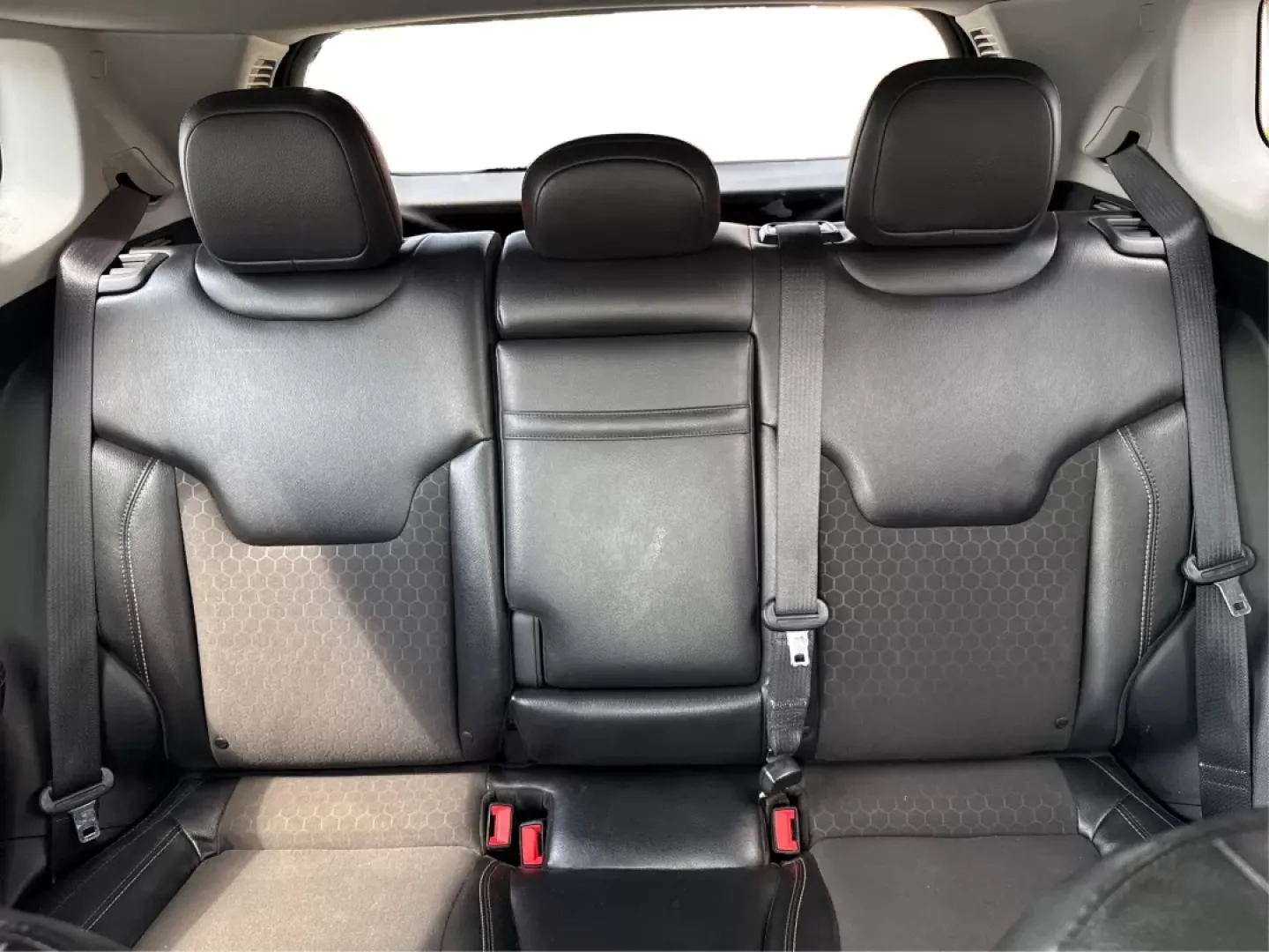 2018 Jeep Compass Latitude FWD (3C4NJCBB1JT) with an 2.4L I-4 variable valve control engine, located at 8750 N County Rd 25A, Piqua, OH, 45356, (937) 908-9800, 40.164391, -84.232513 - **Adventure Awaits with This 2018 Jeep Compass Latitude FWD!**<br /> <br /> Transform your everyday travels into unforgettable adventures with the 2018 Jeep Compass Latitude FWD. This SUV is not just a mode of transportation; it's your ticket to exploration, whether it's cruising through the scenic - Photo#13