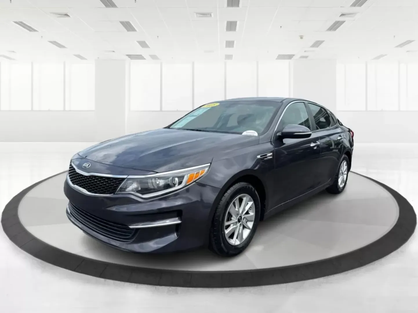 2018 Kia Optima LX (KNAGT4L33J5) with an Theta II 2.4L I-4 gasoline direct injection engine, located at 401 Woodman Dr, Riverside, OH, 45431, (937) 908-9800, 39.760899, -84.123421 - **Experience the Perfect Blend of Style and Comfort with the 2018 Kia Optima LX at Advantage Car and Credit!**<br /> <br /> Are you searching for a reliable sedan that fits seamlessly into your busy lifestyle? Look no further! The 2018 Kia Optima LX is not just a means of transportation; it's your p - Photo#8
