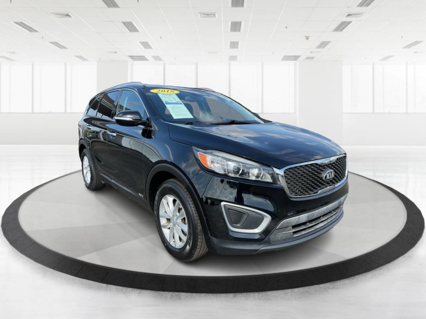 2018 Kia Sorento 2.4L LX (5XYPGDA35JG) with an 2.4L I-4 gasoline direct injection engine, located at 8750 N County Rd 25A, Piqua, OH, 45356, (937) 908-9800, 40.164391, -84.232513 - 2018 Kia Sorento 2.4L LX - Photo#0
