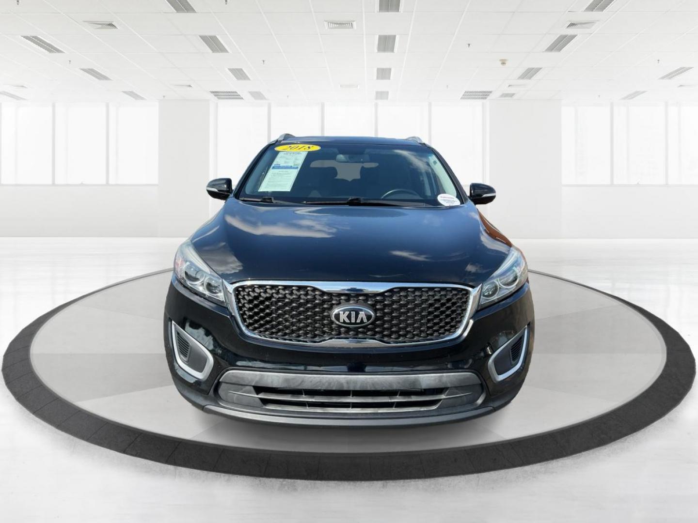 2018 Kia Sorento 2.4L LX (5XYPGDA35JG) with an 2.4L I-4 gasoline direct injection engine, located at 8750 N County Rd 25A, Piqua, OH, 45356, (937) 908-9800, 40.164391, -84.232513 - 2018 Kia Sorento 2.4L LX - Photo#6