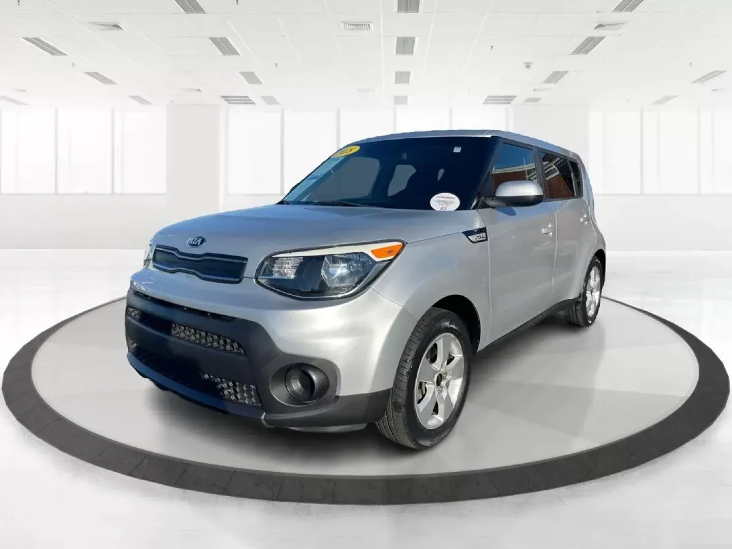 2018 Kia Soul Base 6A (KNDJN2A29J7) with an 1.6L L4 DOHC 16V engine, 6-Speed Automatic transmission, located at 1230 East Main St, Xenia, OH, 45385, (937) 908-9800, 39.688026, -83.910172 - 2018 Kia Soul Base 6A - Photo#7