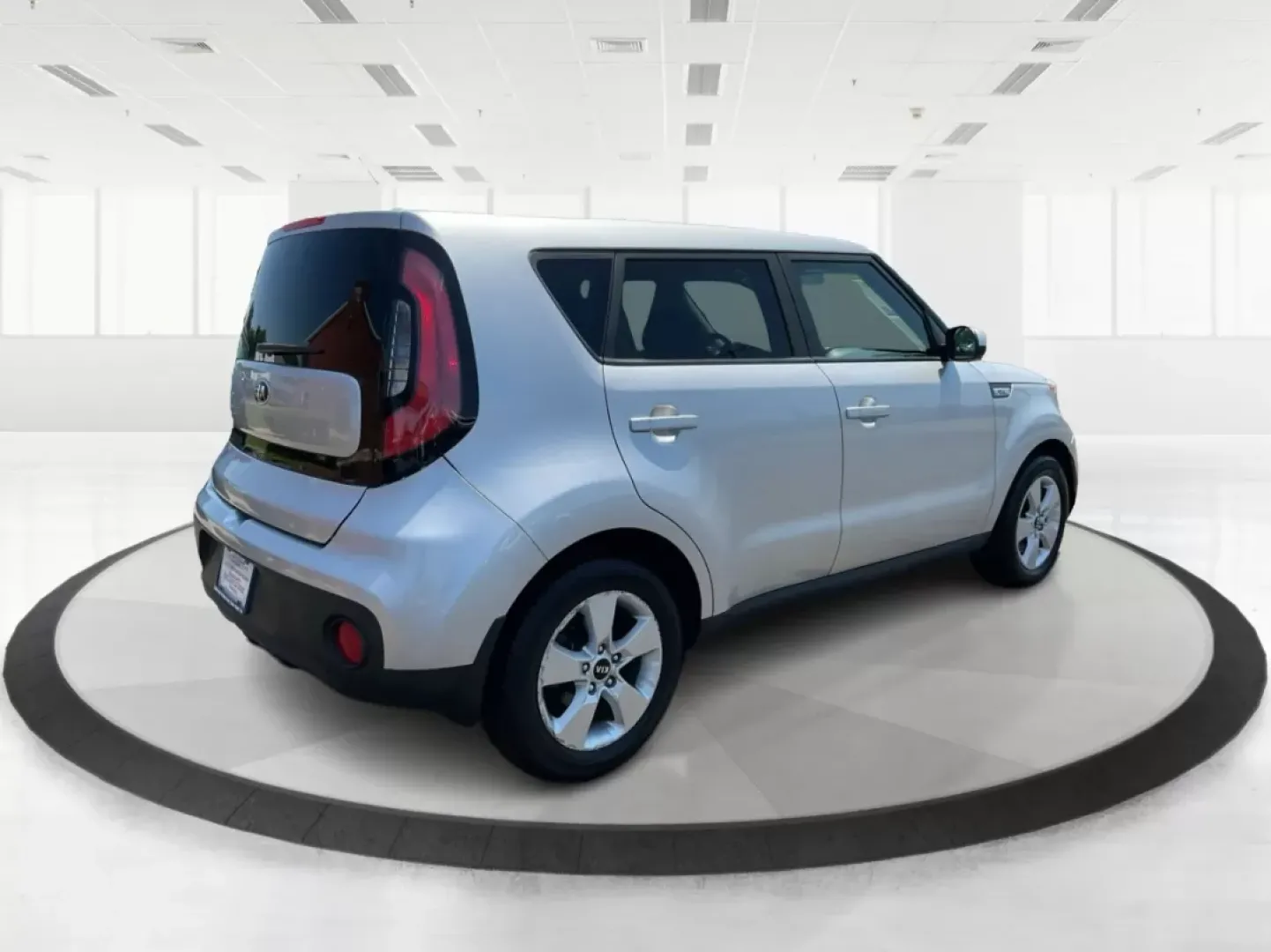 2018 Kia Soul Base 6A (KNDJN2A29J7) with an 1.6L L4 DOHC 16V engine, 6-Speed Automatic transmission, located at 8750 N County Rd 25A, Piqua, OH, 45356, (937) 908-9800, 40.164391, -84.232513 - Are you looking for the perfect vehicle to enhance your daily routine or empower your weekend adventures? Look no further! The 2018 Kia Soul Base 6A is here to redefine your driving experience, offering the ideal blend of comfort, style, and versatility. Whether you're commuting to work, shuttling y - Photo#16