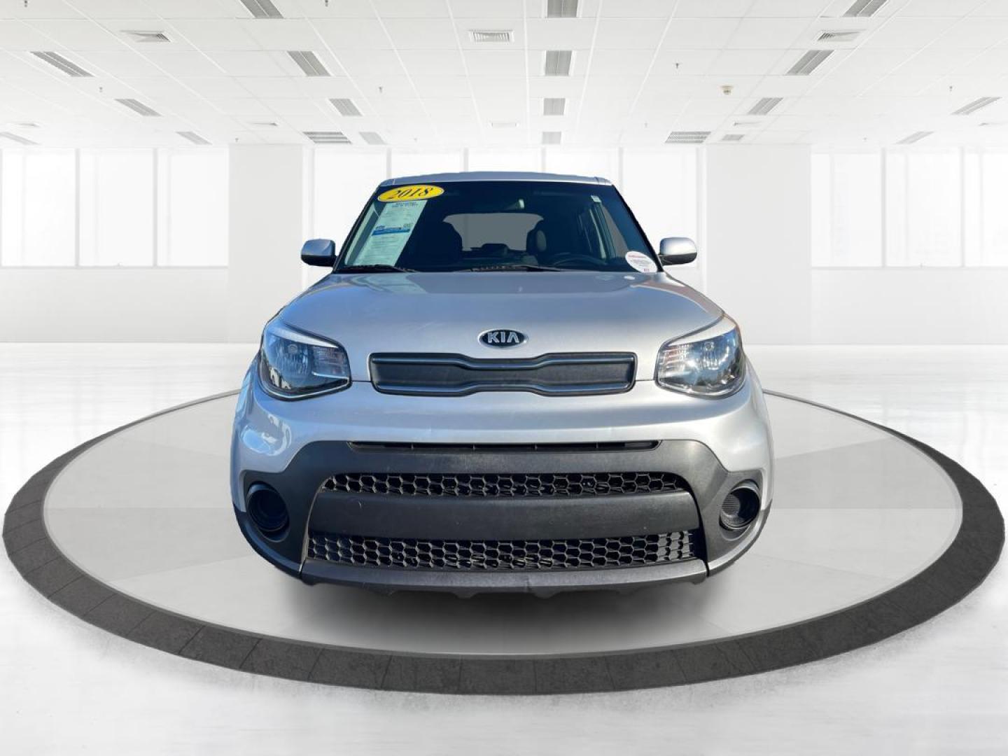 2018 Kia Soul Base 6A (KNDJN2A29J7) with an 1.6L L4 DOHC 16V engine, 6-Speed Automatic transmission, located at 1230 East Main St, Xenia, OH, 45385, (937) 908-9800, 39.688026, -83.910172 - 2018 Kia Soul Base 6A - Photo#6