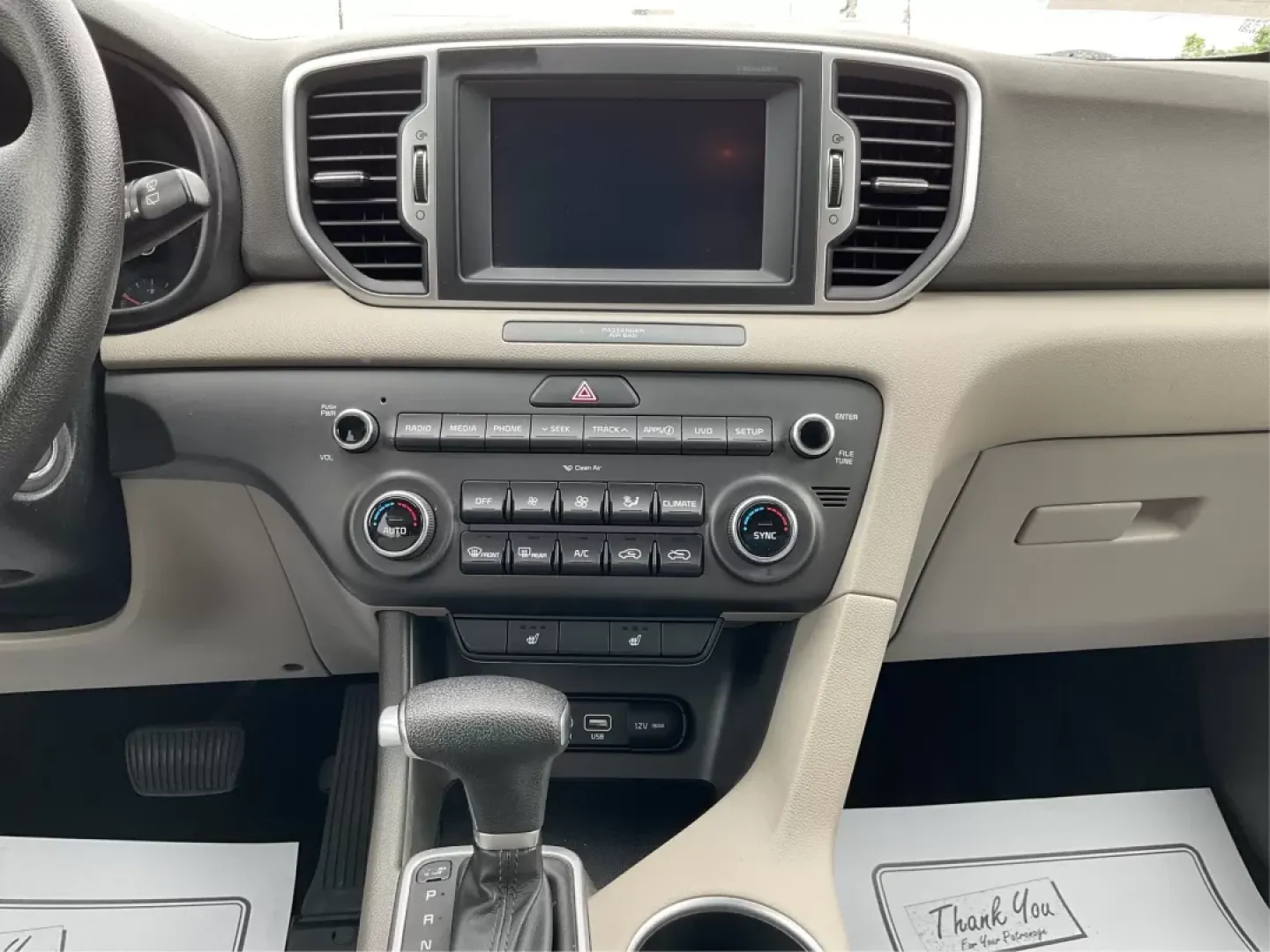 2018 Kia Sportage LX (KNDPMCACXJ7) with an Theta II 2.4L I-4 gasoline direct injection engine, located at 1184 Kauffman Ave, Fairborn, OH, 45324, (937) 908-9800, 39.807072, -84.030914 - **Discover Your Next Adventure with the 2018 Kia Sportage LX at Advantage Car and Credit!**<br /> <br /> Are you searching for the perfect vehicle that can seamlessly transition from daily commutes to weekend getaways? Look no further than this stunning 2018 Kia Sportage LX, available now at Advanta - Photo#12