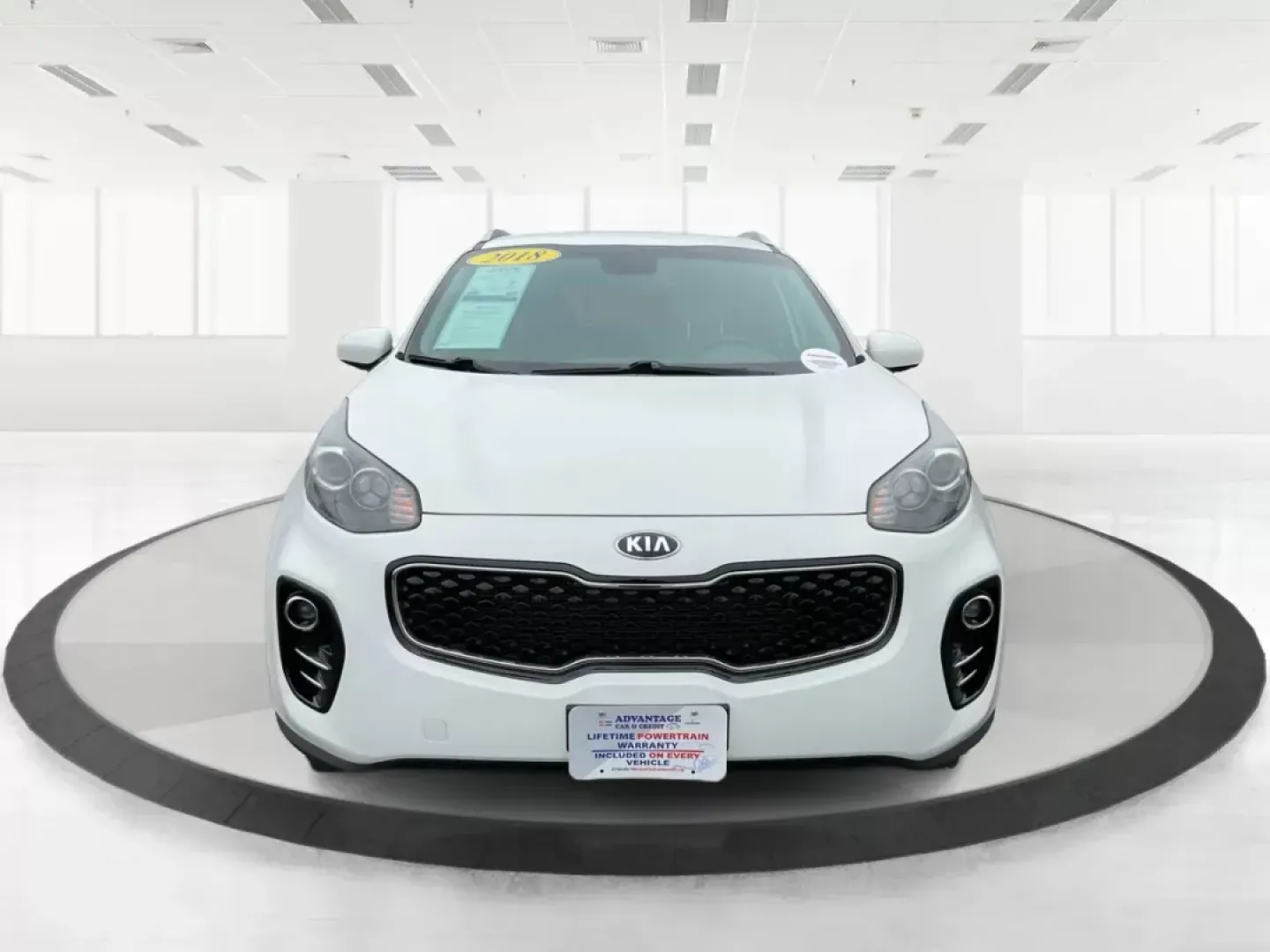2018 Kia Sportage LX (KNDPMCACXJ7) with an Theta II 2.4L I-4 gasoline direct injection engine, located at 880 E. National Road, Vandalia, OH, 45377, (937) 908-9800, 39.891918, -84.183594 - 2018 Kia Sportage LX - Photo#5