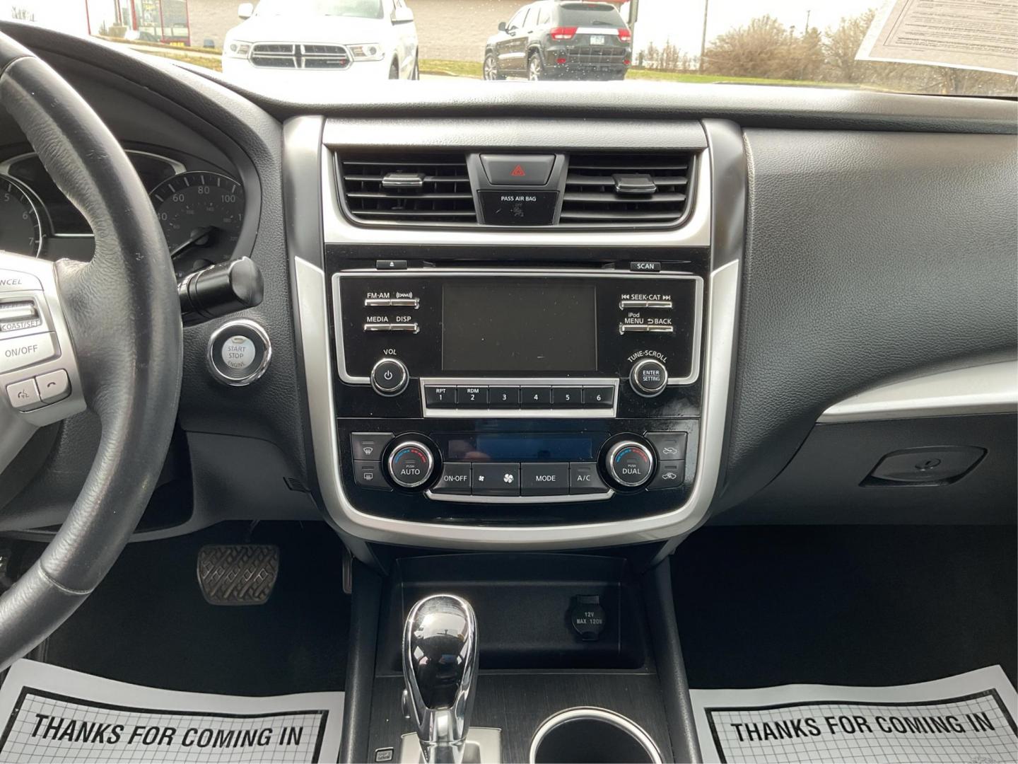 2018 Nissan Altima 2.5 SV (1N4AL3APXJC) with an 2.5L I-4 DOHC engine, located at 880 E. National Road, Vandalia, OH, 45377, (937) 908-9800, 39.891918, -84.183594 - 2018 Nissan Altima 2.5 SV - Photo#12