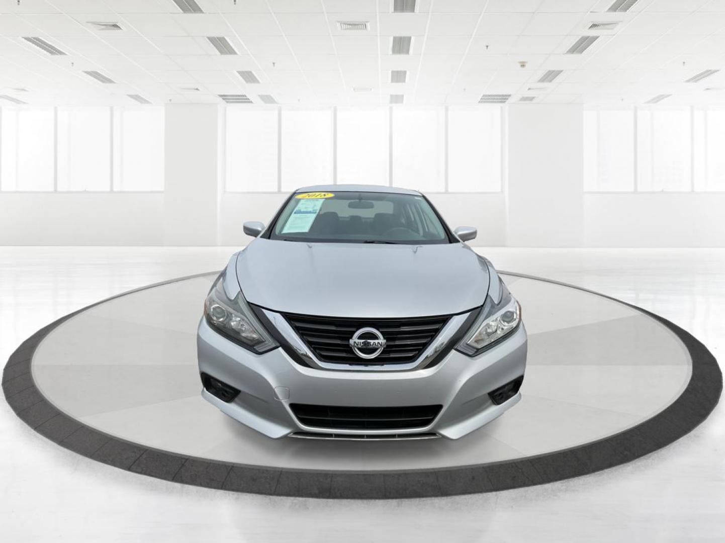 2018 Nissan Altima 2.5 SV (1N4AL3APXJC) with an 2.5L I-4 DOHC engine, located at 880 E. National Road, Vandalia, OH, 45377, (937) 908-9800, 39.891918, -84.183594 - 2018 Nissan Altima 2.5 SV - Photo#6