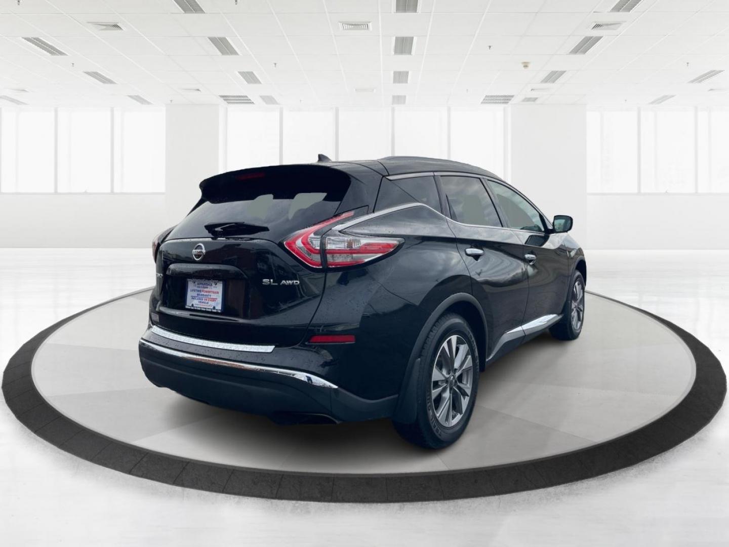 2018 Nissan Murano SL AWD (5N1AZ2MH1JN) with an 3.5L V6 DOHC 24V engine, Continuously Variable Transmission transmission, located at 1230 East Main St, Xenia, OH, 45385, (937) 908-9800, 39.688026, -83.910172 - 2018 Nissan Murano SL AWD - Photo#2