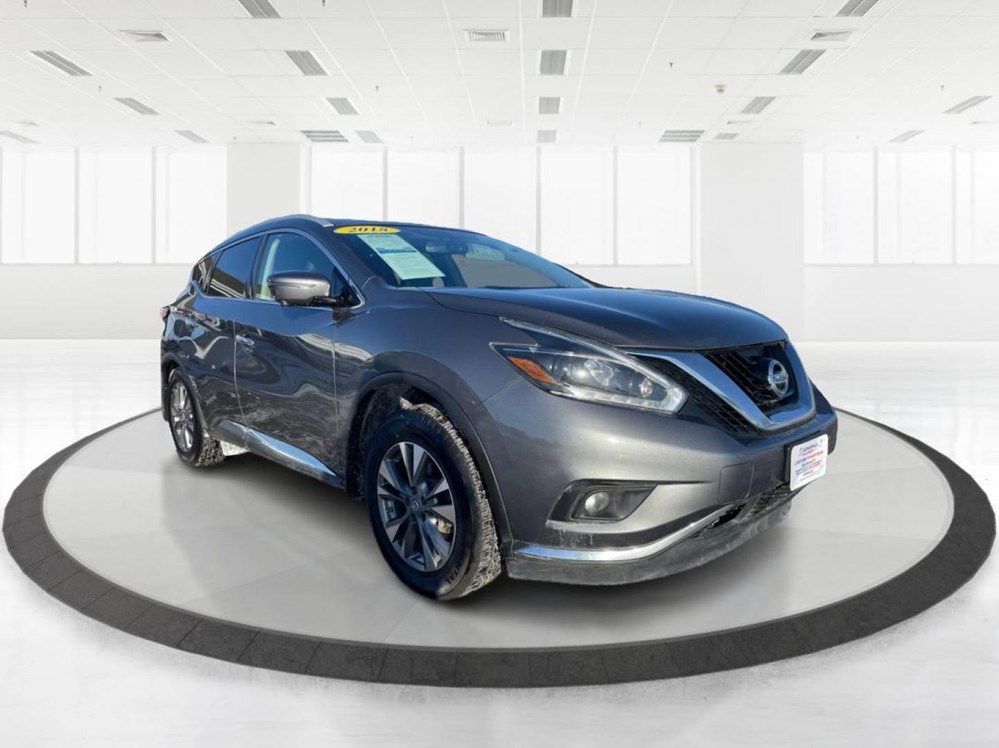 2018 Nissan Murano SL AWD (5N1AZ2MH4JN) with an 3.5L V6 DOHC 24V engine, Continuously Variable Transmission transmission, located at 1230 East Main St, Xenia, OH, 45385, (937) 908-9800, 39.688026, -83.910172 - One Owner - Photo#0
