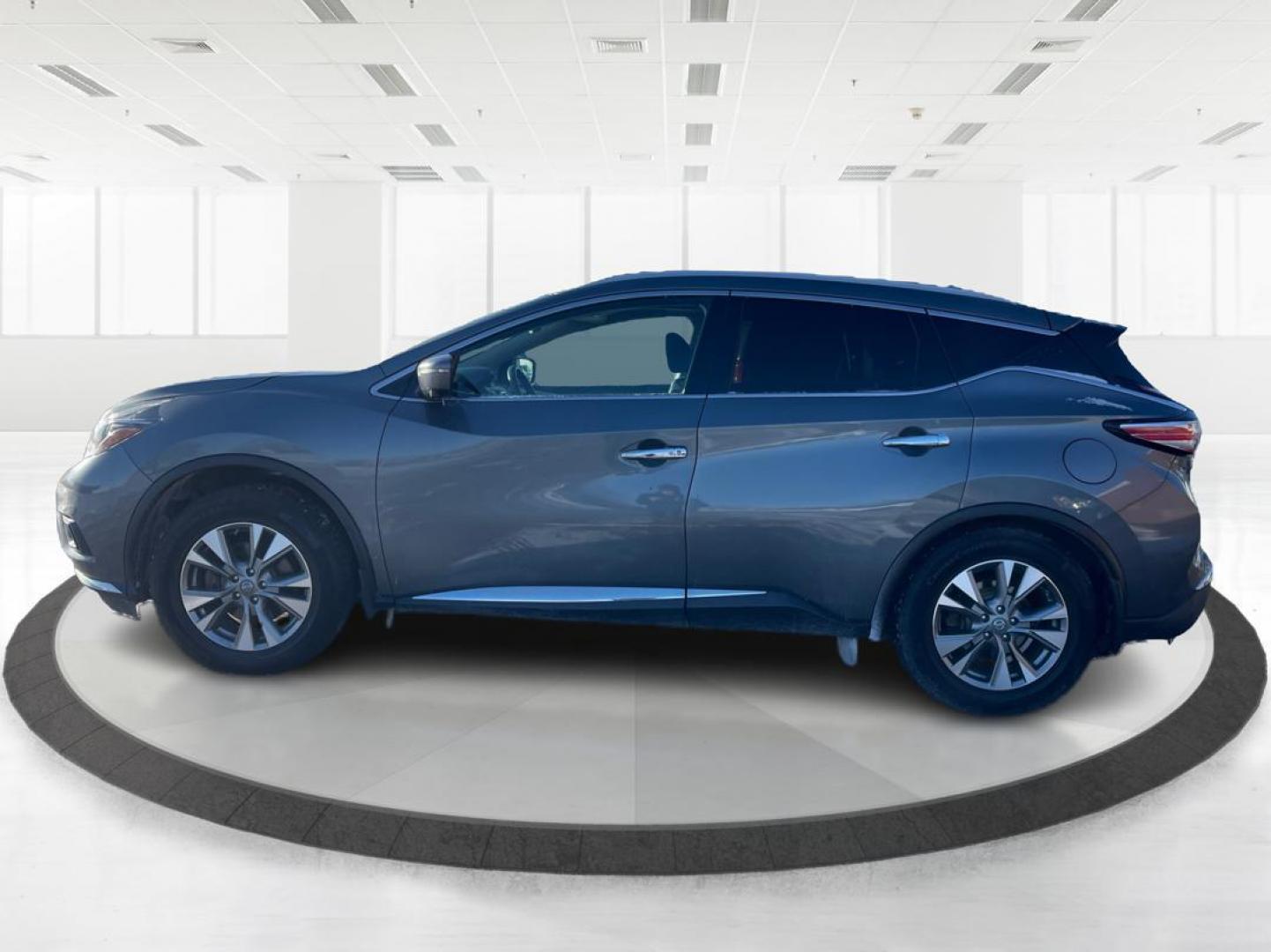 2018 Nissan Murano SL AWD (5N1AZ2MH4JN) with an 3.5L V6 DOHC 24V engine, Continuously Variable Transmission transmission, located at 1230 East Main St, Xenia, OH, 45385, (937) 908-9800, 39.688026, -83.910172 - One Owner - Photo#5