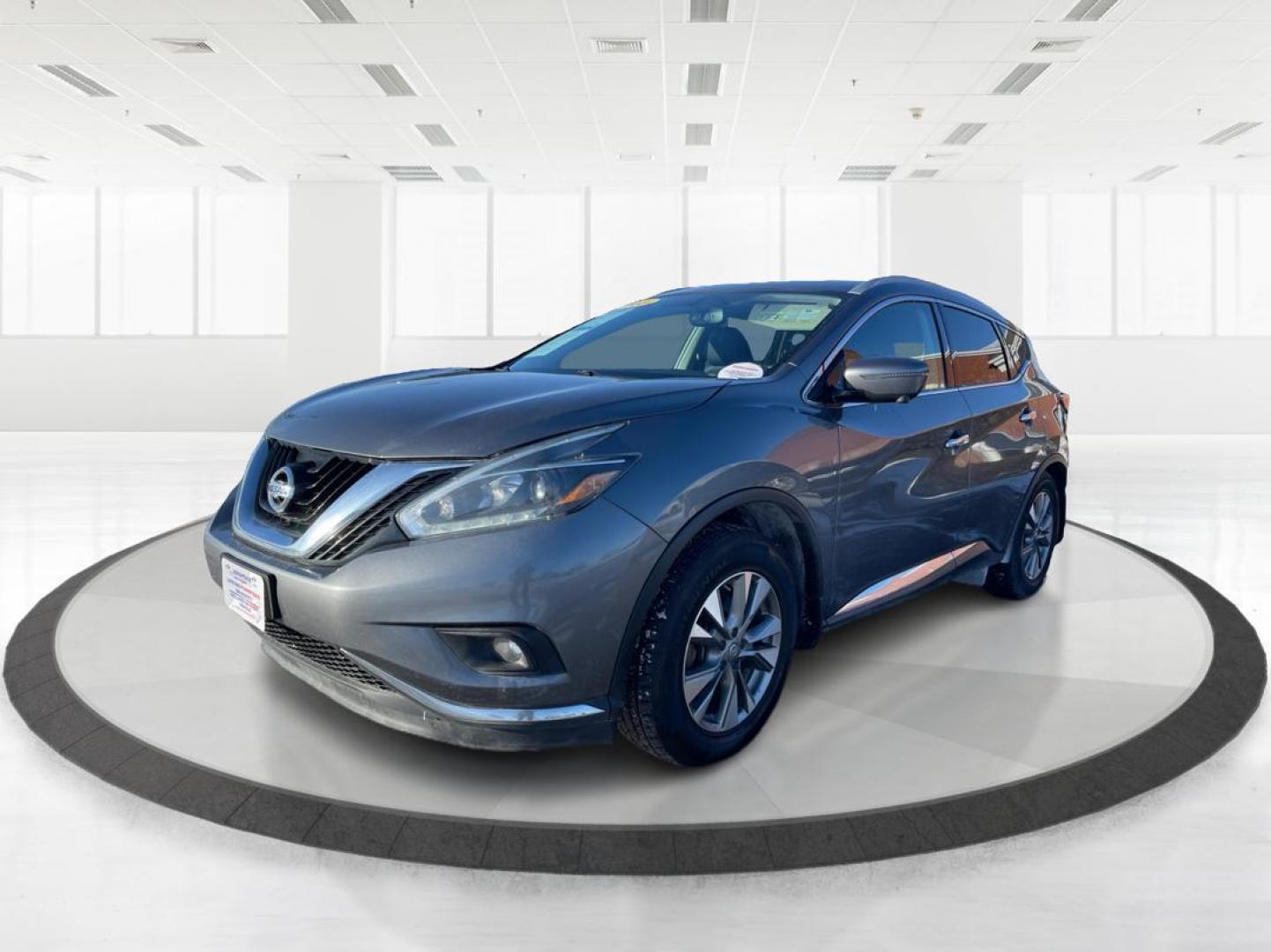 2018 Nissan Murano SL AWD (5N1AZ2MH4JN) with an 3.5L V6 DOHC 24V engine, Continuously Variable Transmission transmission, located at 1230 East Main St, Xenia, OH, 45385, (937) 908-9800, 39.688026, -83.910172 - One Owner - Photo#7