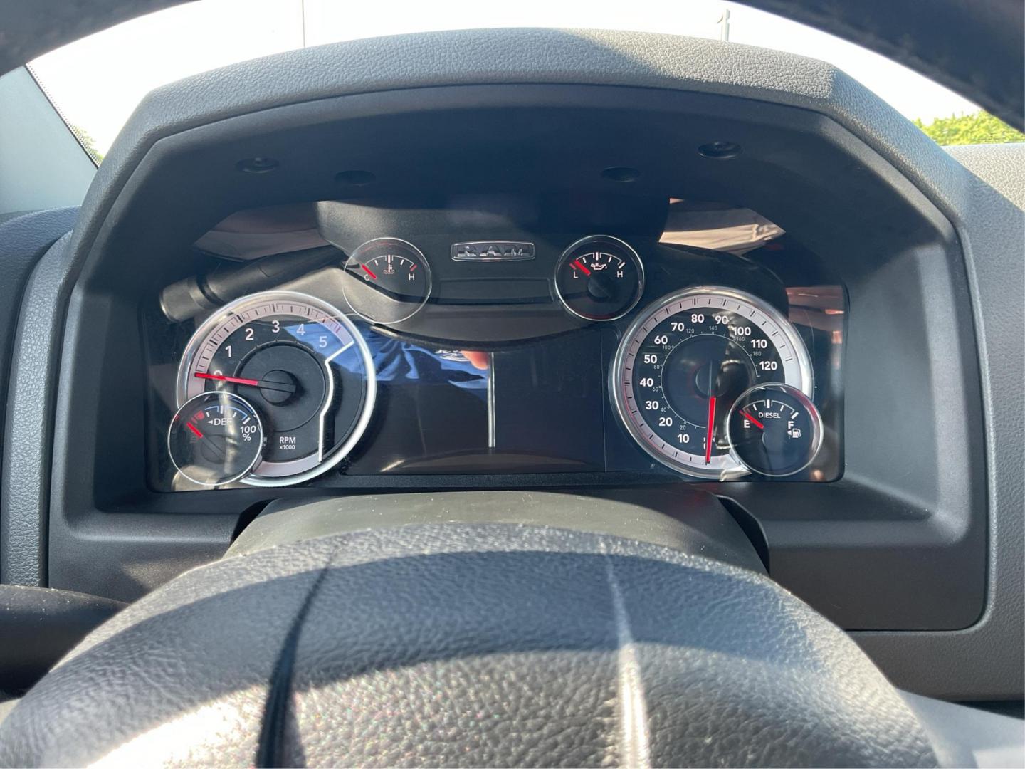 2018 Ram 1500 SLT Crew Cab SWB 4WD (1C6RR7LM9JS) with an 3.0L V6 DIESEL engine, 8-Speed Automatic transmission, located at 8750 N County Rd 25A, Piqua, OH, 45356, (937) 908-9800, 40.164391, -84.232513 - 2018 Ram 1500 SLT Crew Cab SWB 4WD - Photo#14