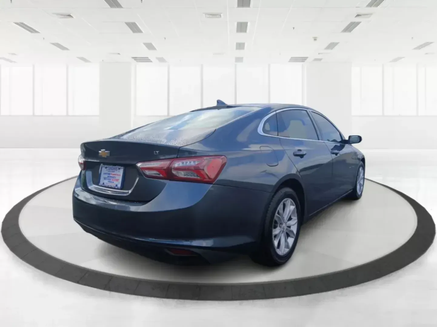 2019 Chevrolet Malibu LT (1G1ZD5ST2KF) with an 1.5L L4 DOHC 16V engine, 6-Speed Automatic transmission, located at 1099 N County Rd 25A, Troy, OH, 45373, (937) 908-9800, 40.057079, -84.212883 - 2019 Chevrolet Malibu LT - Photo#2