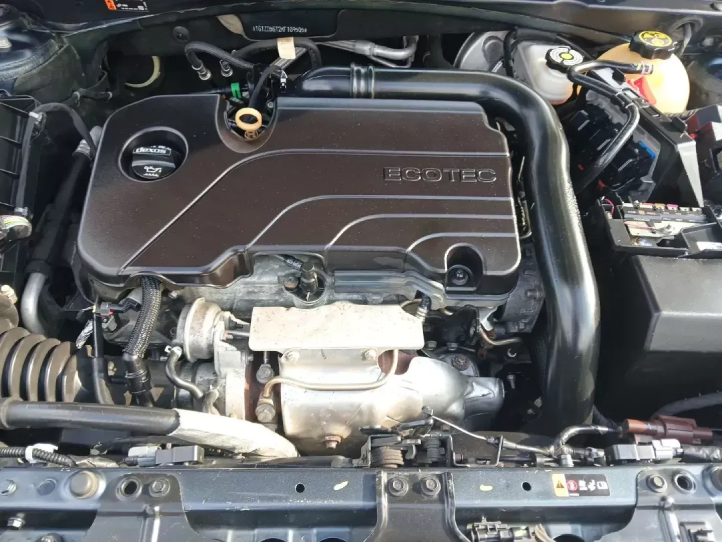 2019 Chevrolet Malibu LT (1G1ZD5ST2KF) with an 1.5L L4 DOHC 16V engine, 6-Speed Automatic transmission, located at 1099 N County Rd 25A, Troy, OH, 45373, (937) 908-9800, 40.057079, -84.212883 - 2019 Chevrolet Malibu LT - Photo#11