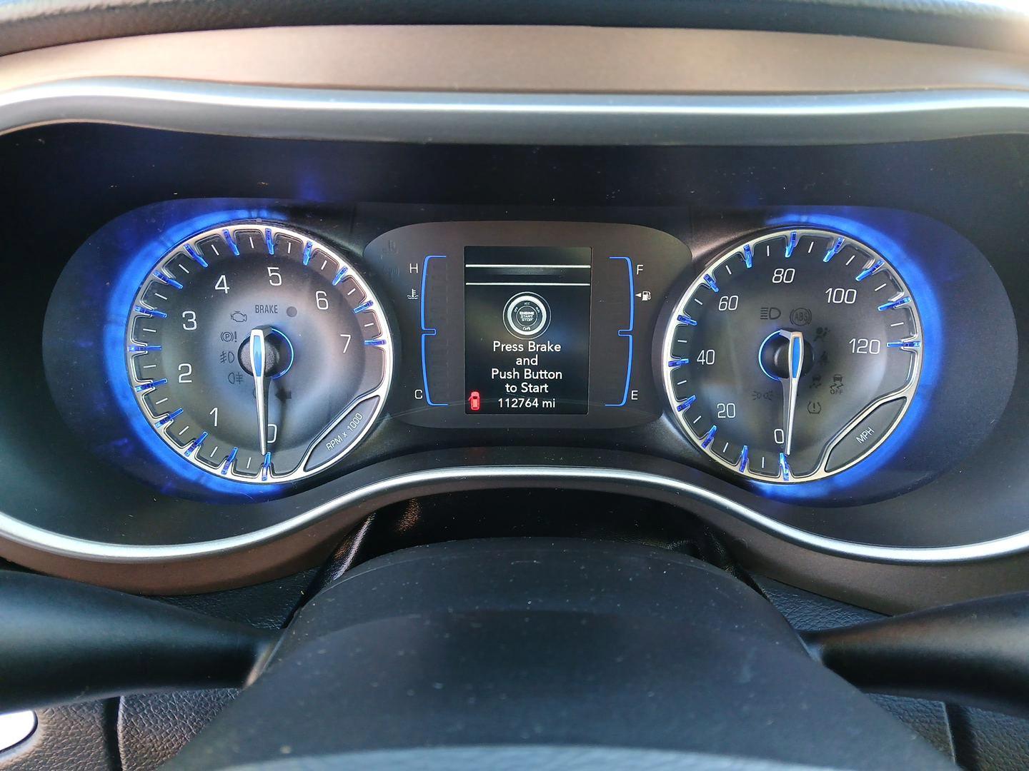 2019 Chrysler Pacifica Touring-L (2C4RC1BG5KR) with an 3.6L V6 DOHC 24V engine, 9-Speed Automatic transmission, located at 1230 East Main St, Xenia, OH, 45385, (937) 908-9800, 39.688026, -83.910172 - 2019 Chrysler Pacifica Touring-L - Photo#14