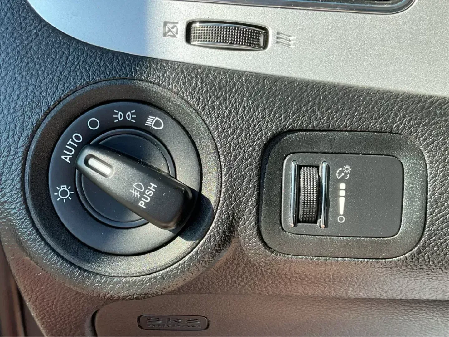 2019 Dodge Journey SE (3C4PDCBBXKT) with an Other engine, located at 1951 S Dayton Lakeview Rd., New Carlisle, OH, 45344, (937) 908-9800, 39.890999, -84.050255 - Embrace adventure and practicality with the 2019 Dodge Journey SE, a versatile SUV designed for families and active lifestyles alike. Whether you're navigating the busy streets of Fairborn or embarking on weekend road trips to nearby attractions like Wright-Patterson Air Force Base or the beautiful - Photo#16
