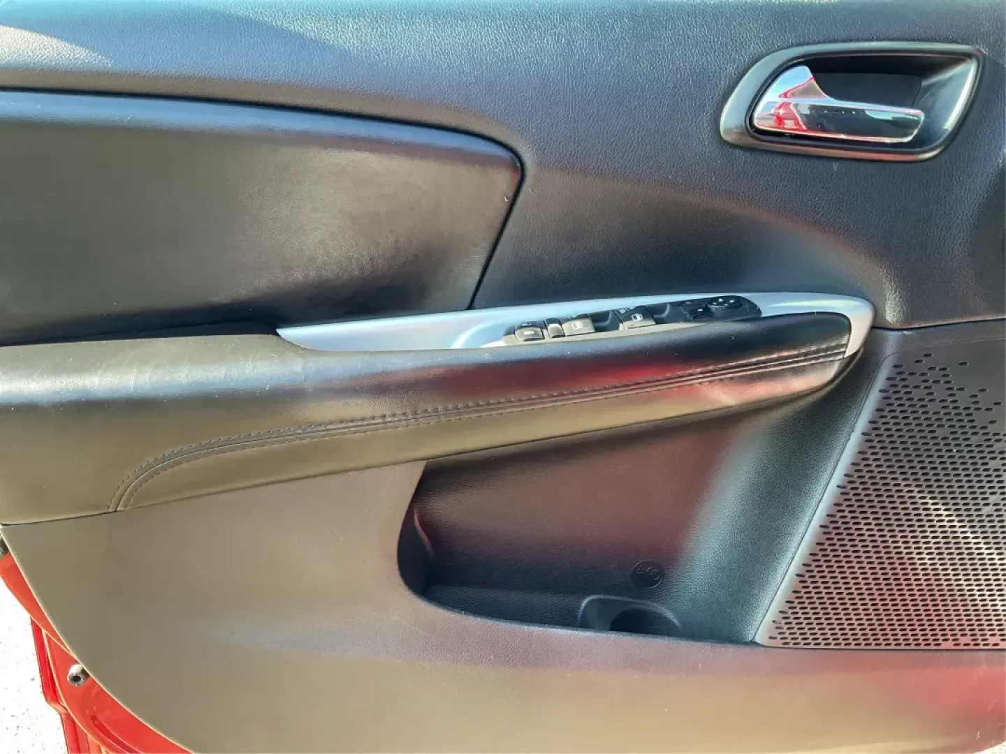 2019 Dodge Journey SE (3C4PDCBBXKT) with an Other engine, located at 1951 S Dayton Lakeview Rd., New Carlisle, OH, 45344, (937) 908-9800, 39.890999, -84.050255 - Embrace adventure and practicality with the 2019 Dodge Journey SE, a versatile SUV designed for families and active lifestyles alike. Whether you're navigating the busy streets of Fairborn or embarking on weekend road trips to nearby attractions like Wright-Patterson Air Force Base or the beautiful - Photo#17