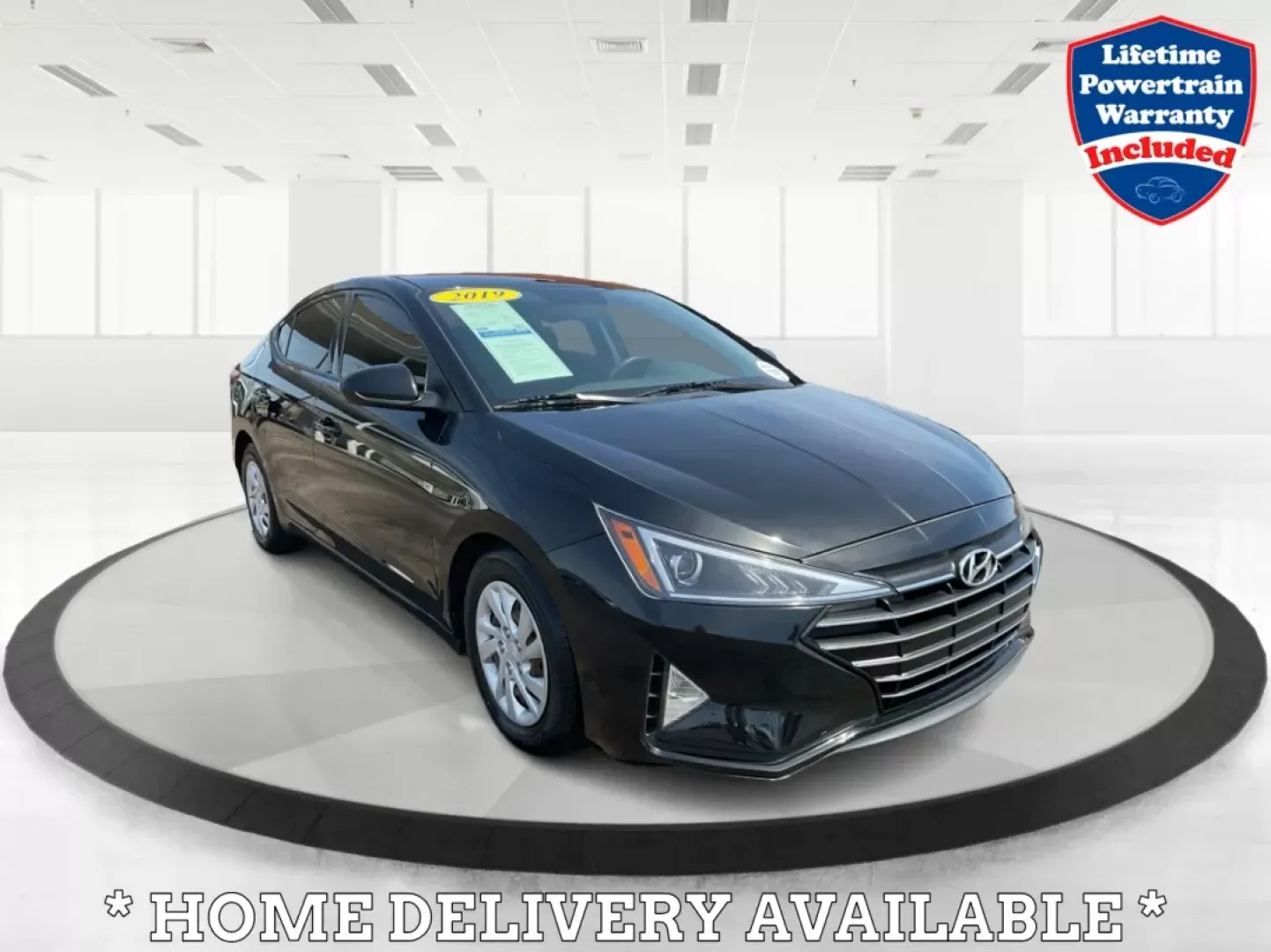 2019 Hyundai Elantra SE (5NPD74LF7KH) with an Nu 2L I-4 DOHC engine, located at 401 Woodman Dr, Riverside, OH, 45431, (937) 908-9800, 39.760899, -84.123421 - **Unlock Your Adventure with the 2019 Hyundai Elantra SE at Advantage Car and Credit!**<br /> <br /> Are you ready to elevate your daily commute or embark on weekend road trips in style? This 2019 Hyundai Elantra SE is the perfect blend of practicality and sophistication, making it an outstanding ch - Photo#0