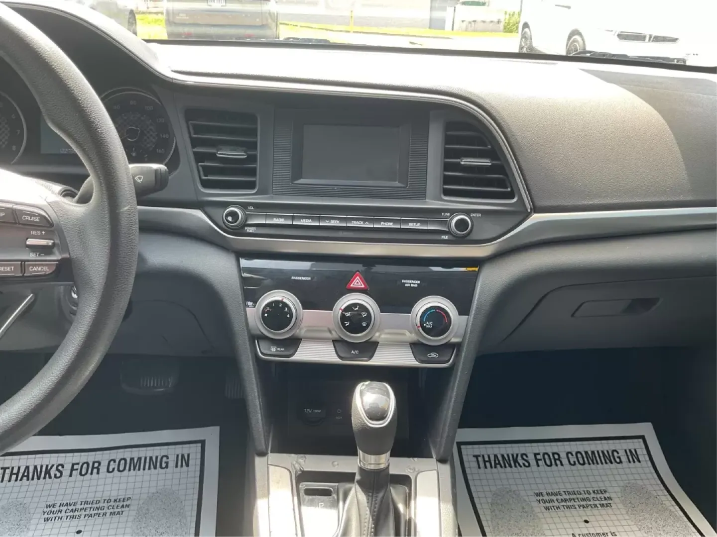 2019 Hyundai Elantra SE (5NPD74LF7KH) with an Nu 2L I-4 DOHC engine, located at 401 Woodman Dr, Riverside, OH, 45431, (937) 908-9800, 39.760899, -84.123421 - **Unlock Your Adventure with the 2019 Hyundai Elantra SE at Advantage Car and Credit!**<br /> <br /> Are you ready to elevate your daily commute or embark on weekend road trips in style? This 2019 Hyundai Elantra SE is the perfect blend of practicality and sophistication, making it an outstanding ch - Photo#12