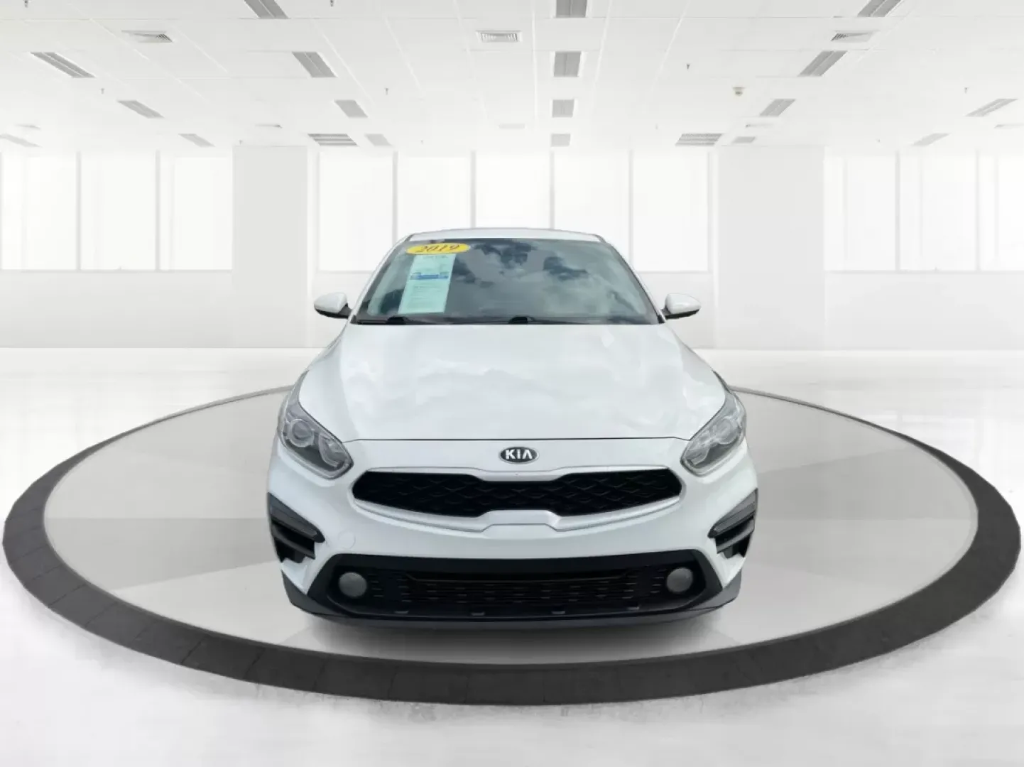 2019 Kia Forte FE (3KPF24AD2KE) with an 2L I-4 DOHC engine, located at 1099 N County Rd 25A, Troy, OH, 45373, (937) 908-9800, 40.057079, -84.212883 - **Experience Freedom with the 2019 Kia Forte: Your Ideal Companion for Daily Adventures!**<br /> <br /> Are you looking for a reliable sedan that effortlessly combines style, comfort, and efficiency? Look no further than the 2019 Kia Forte, available now at Advantage Car and Credit in Fairborn, OH. - Photo#7