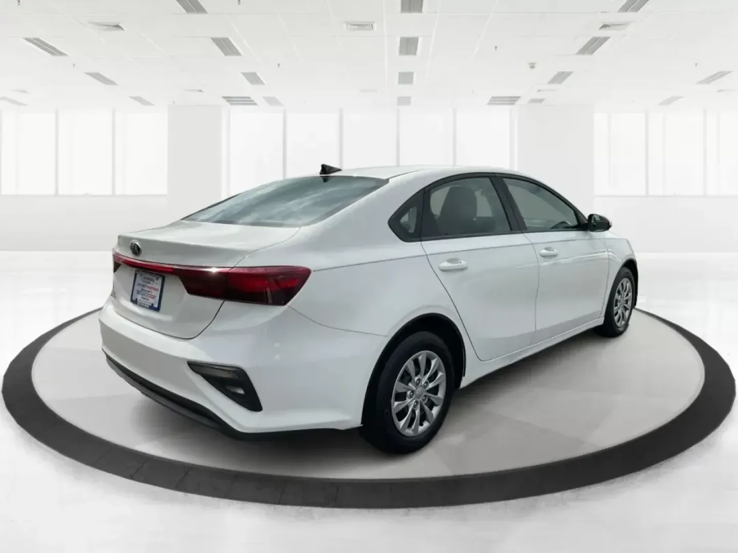 2019 Kia Forte FE (3KPF24AD2KE) with an 2L I-4 DOHC engine, located at 1099 N County Rd 25A, Troy, OH, 45373, (937) 908-9800, 40.057079, -84.212883 - **Experience Freedom with the 2019 Kia Forte: Your Ideal Companion for Daily Adventures!**<br /> <br /> Are you looking for a reliable sedan that effortlessly combines style, comfort, and efficiency? Look no further than the 2019 Kia Forte, available now at Advantage Car and Credit in Fairborn, OH. - Photo#2